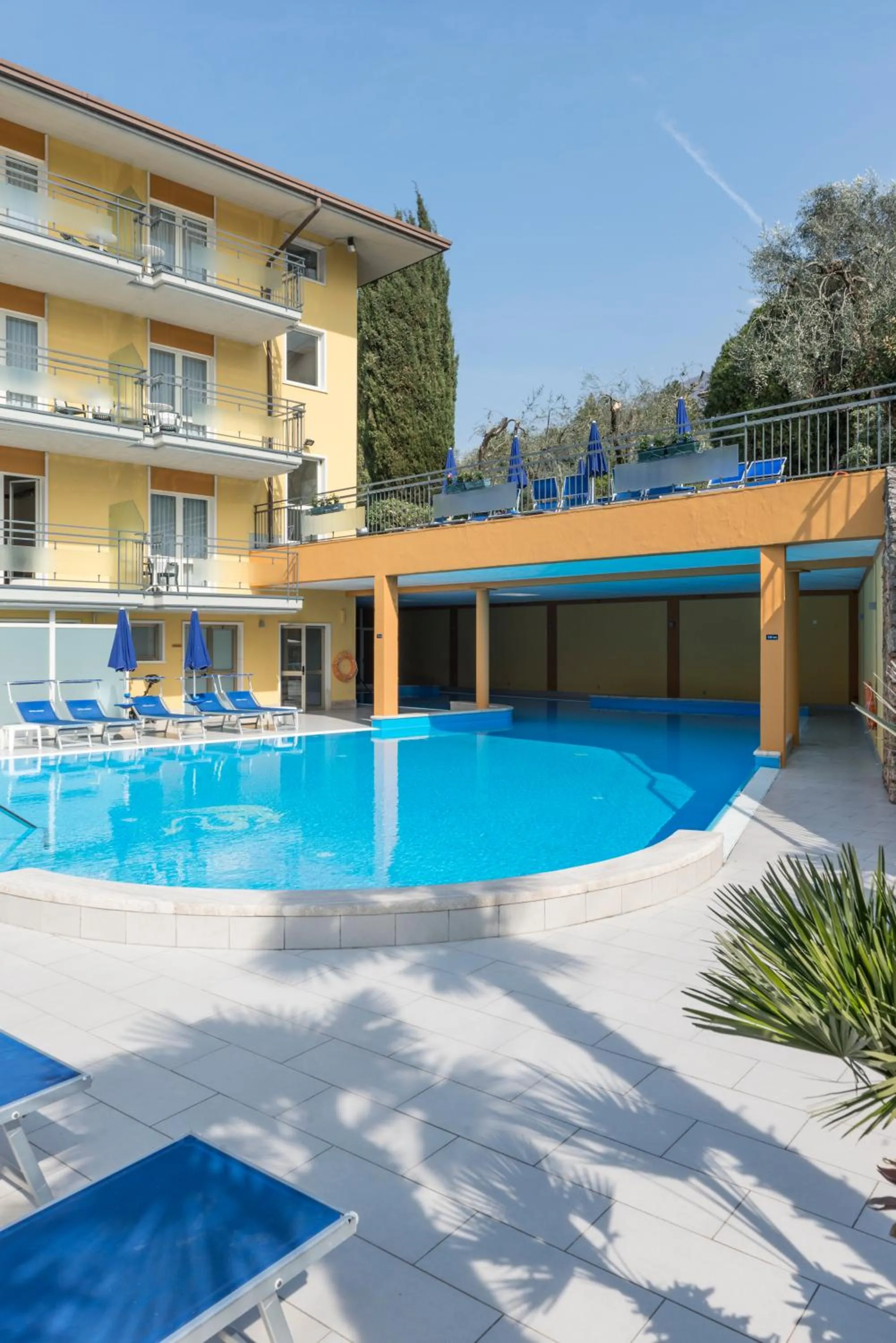 Pool view in Hotel Drago - Garda Lake Collection