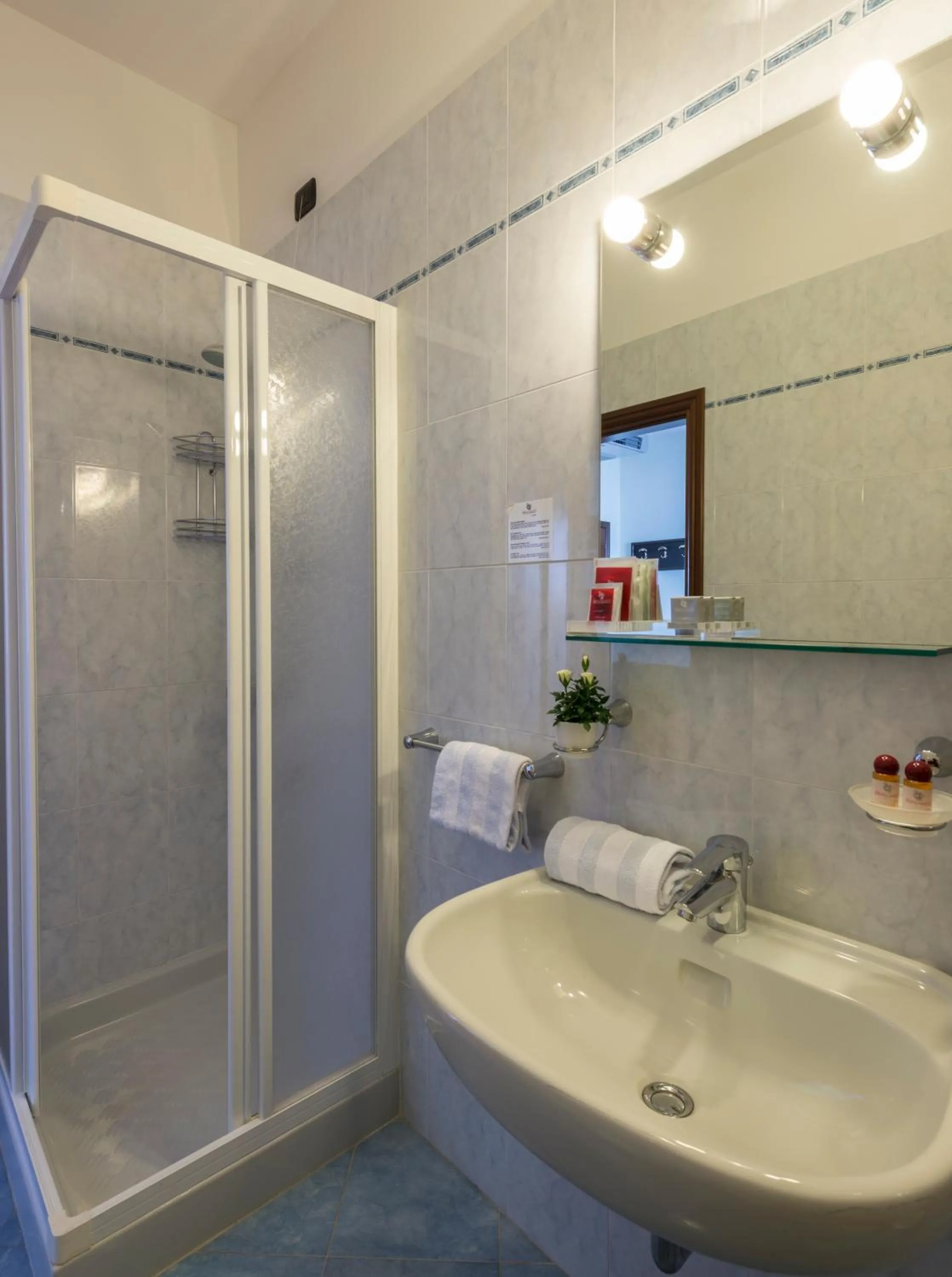 Bathroom in Hotel Drago - Garda Lake Collection