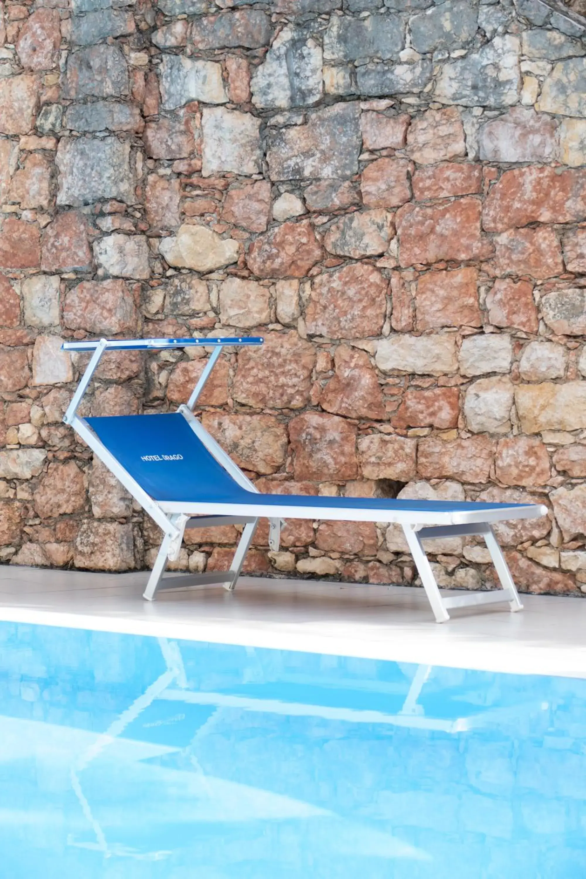 Solarium, Swimming Pool in Hotel Drago