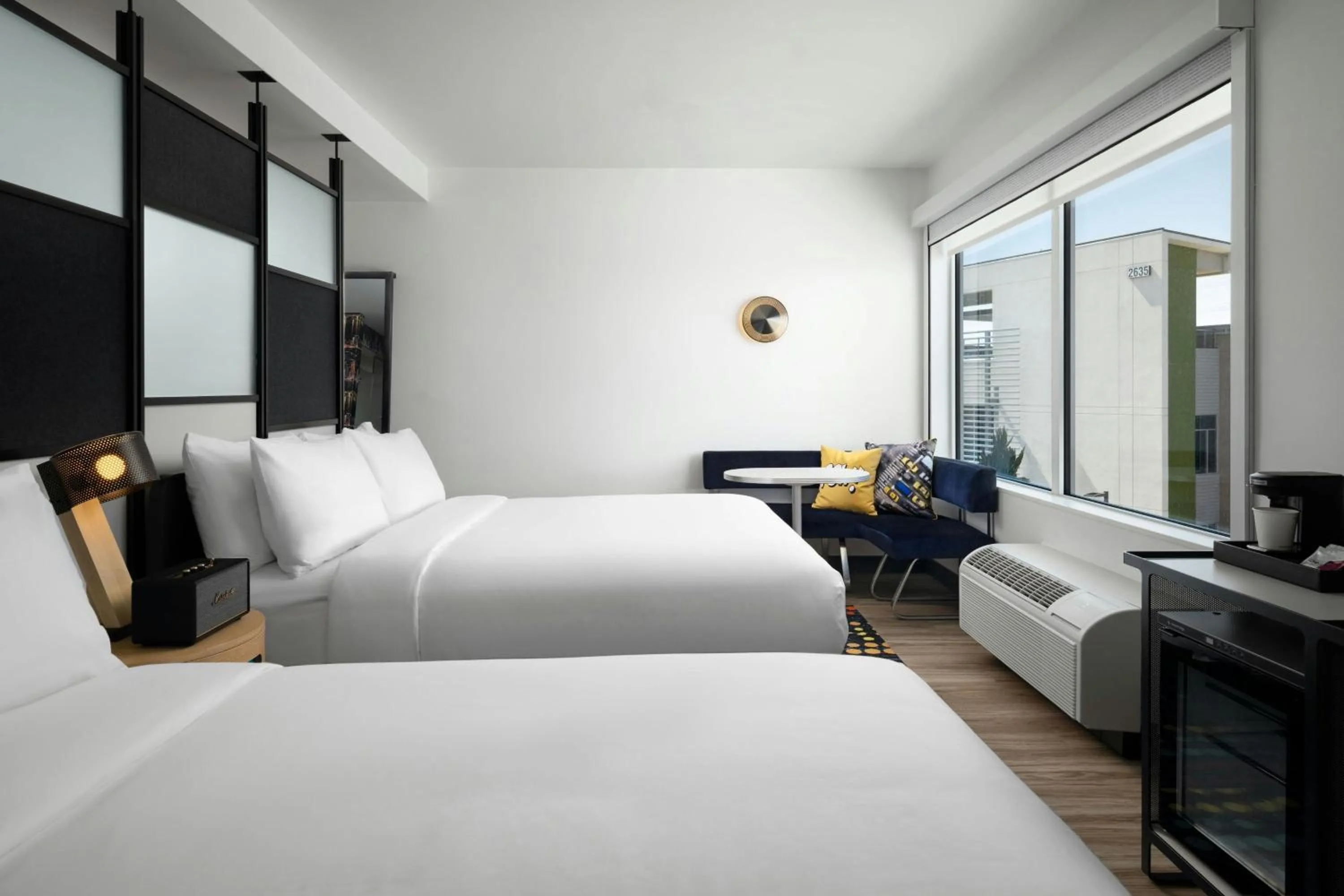 Photo of the whole room, Bed in Aloft Henderson