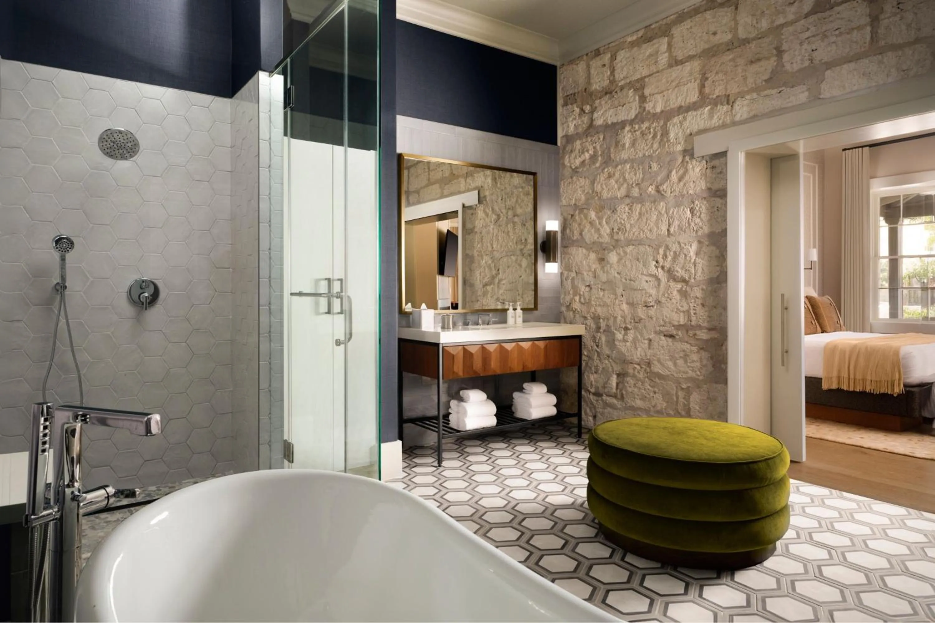 Bathroom, Bed in Plaza San Antonio Hotel & Spa, Autograph Collection