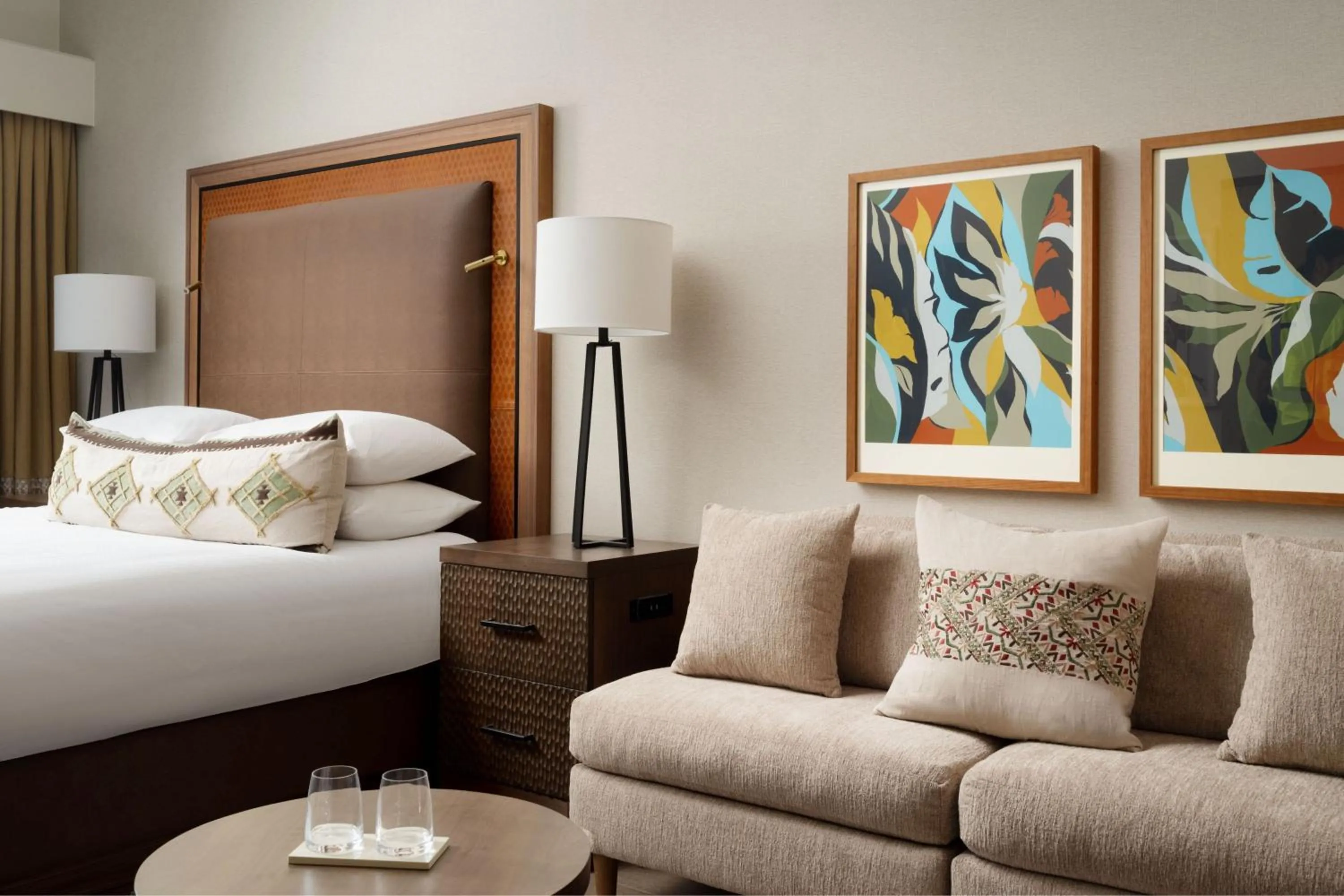 Photo of the whole room, Bed in Plaza San Antonio Hotel & Spa, Autograph Collection