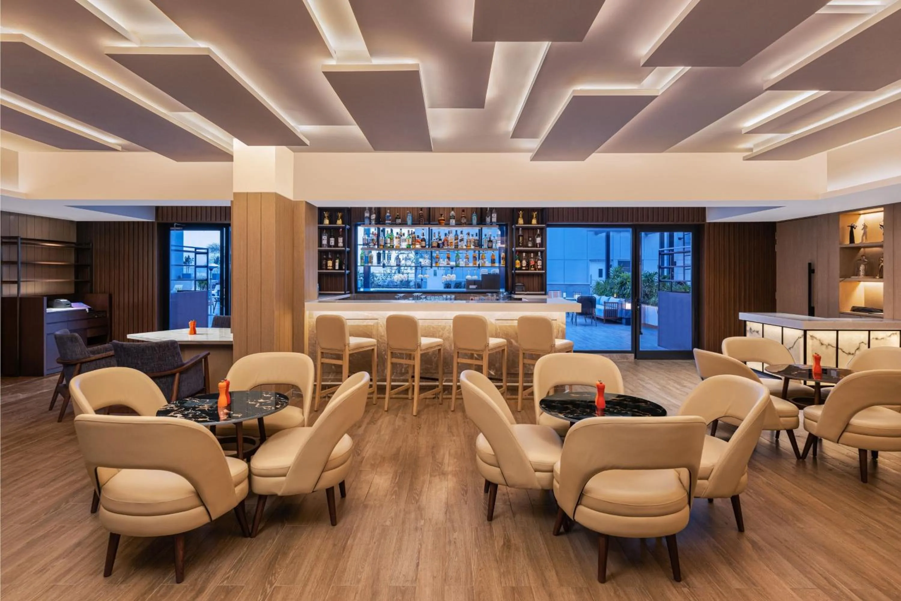 Restaurant/places to eat in Courtyard by Marriott Shillong