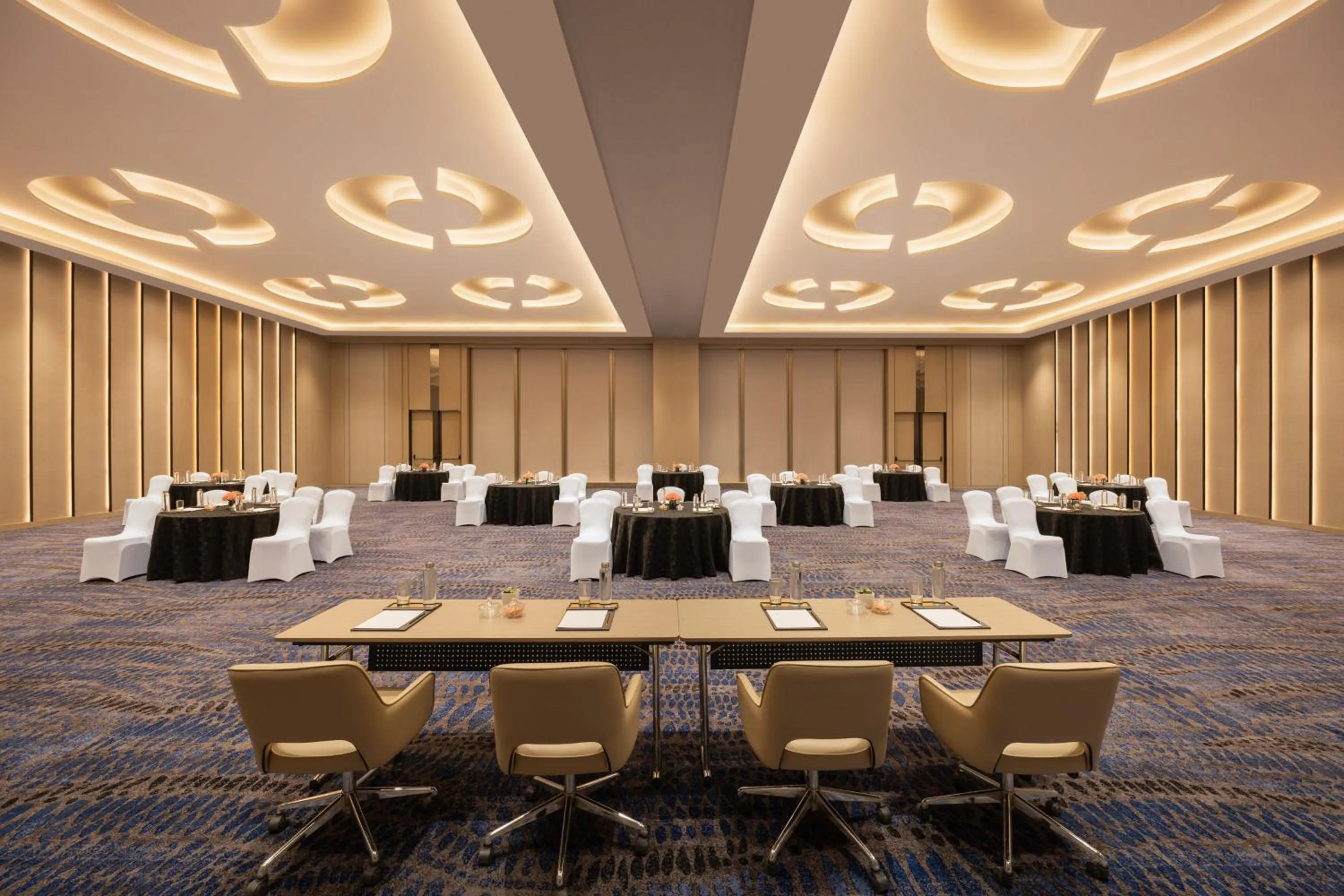 Meeting/conference room in Courtyard by Marriott Shillong