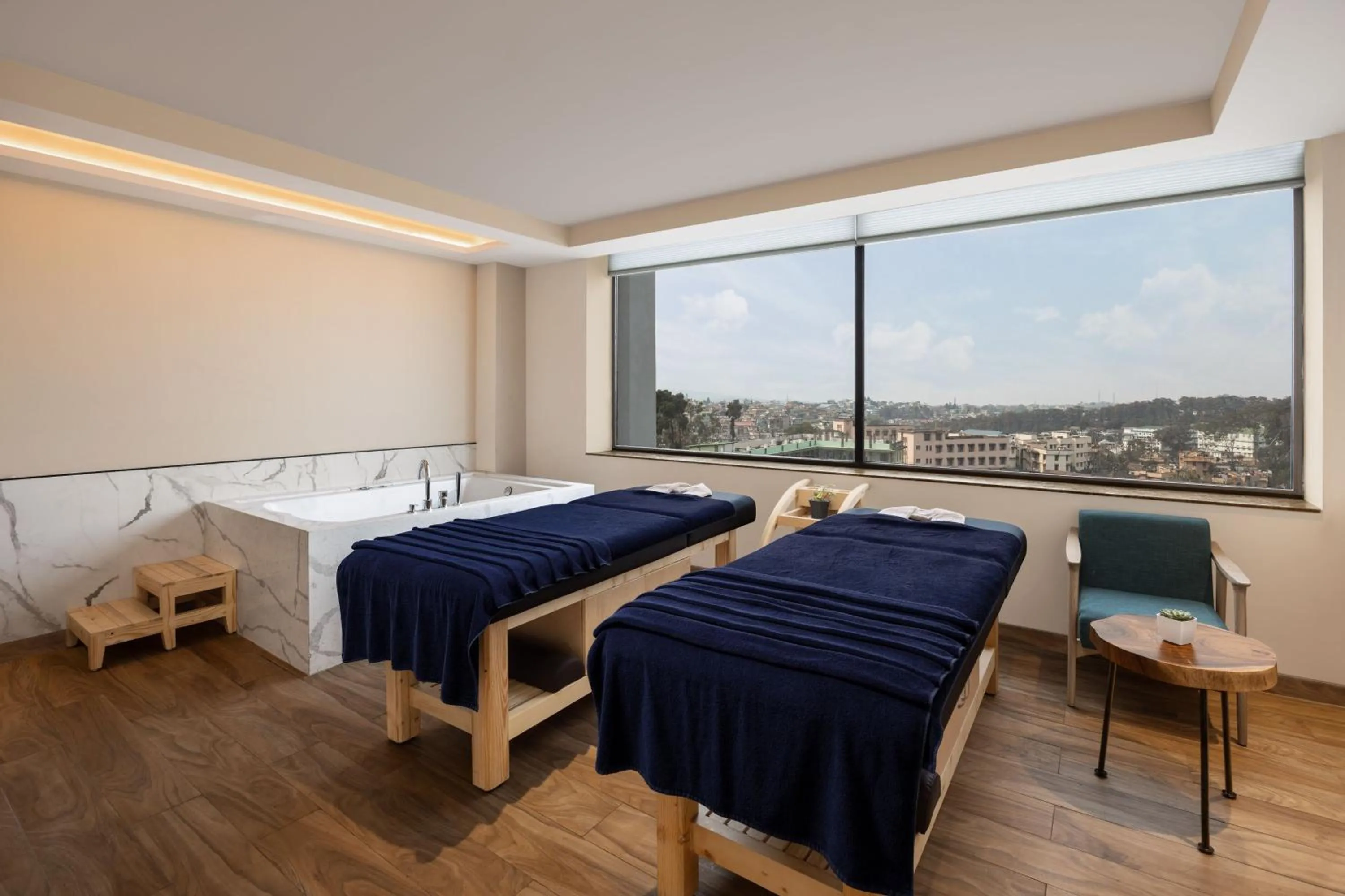 Spa and wellness centre/facilities, Bed in Courtyard by Marriott Shillong