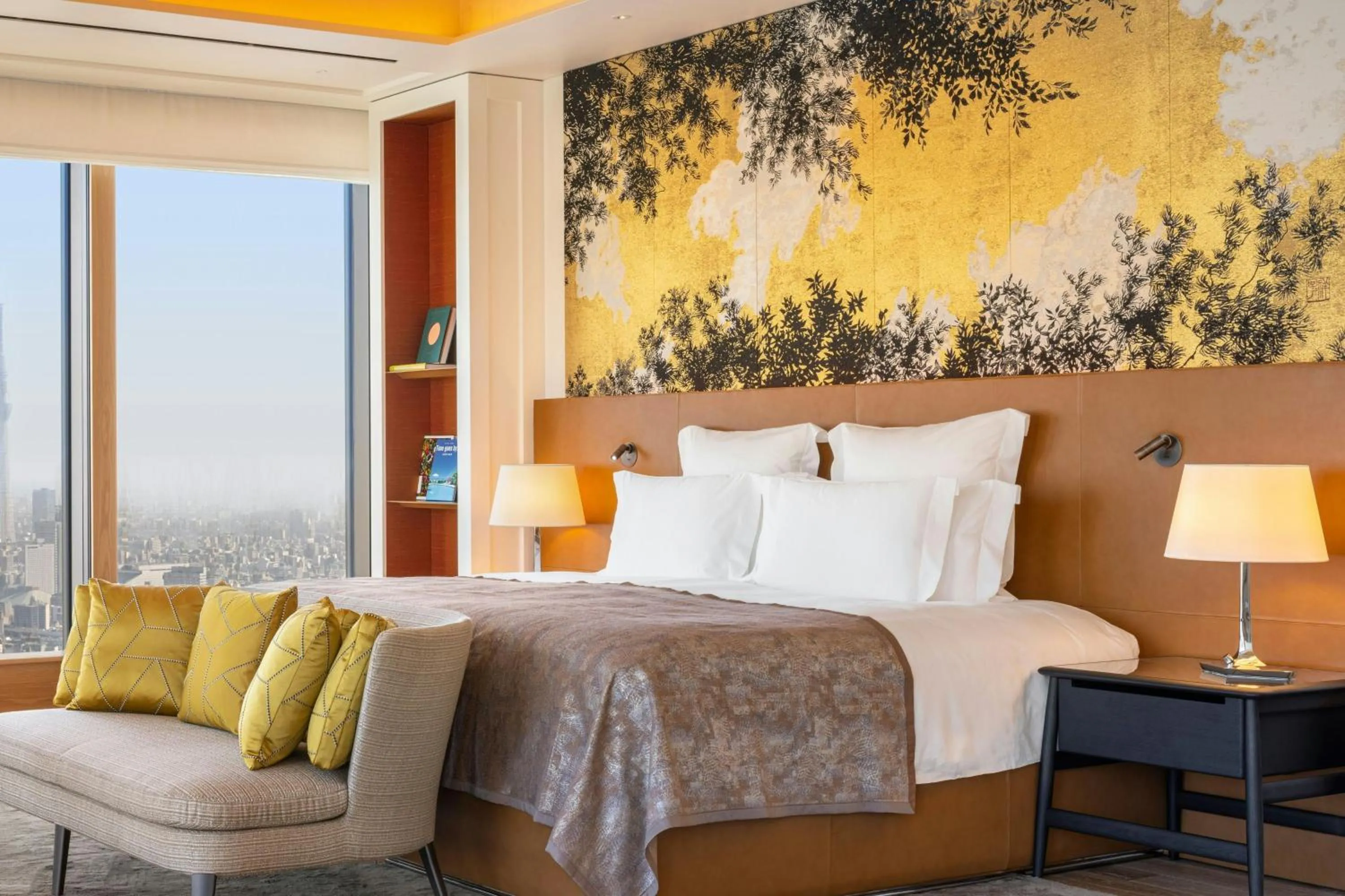 Bedroom, Bed in Bvlgari Hotel Tokyo