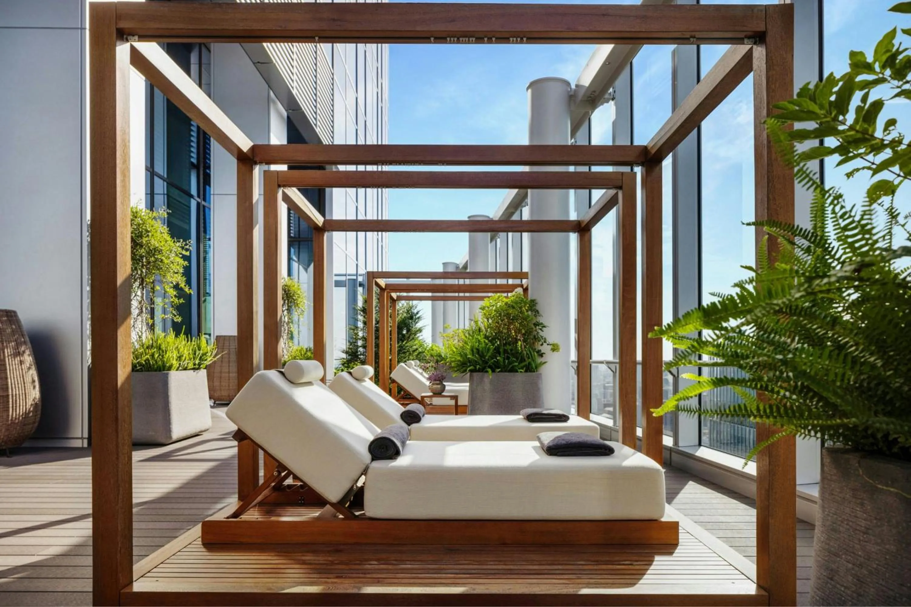 Swimming pool in Bvlgari Hotel Tokyo