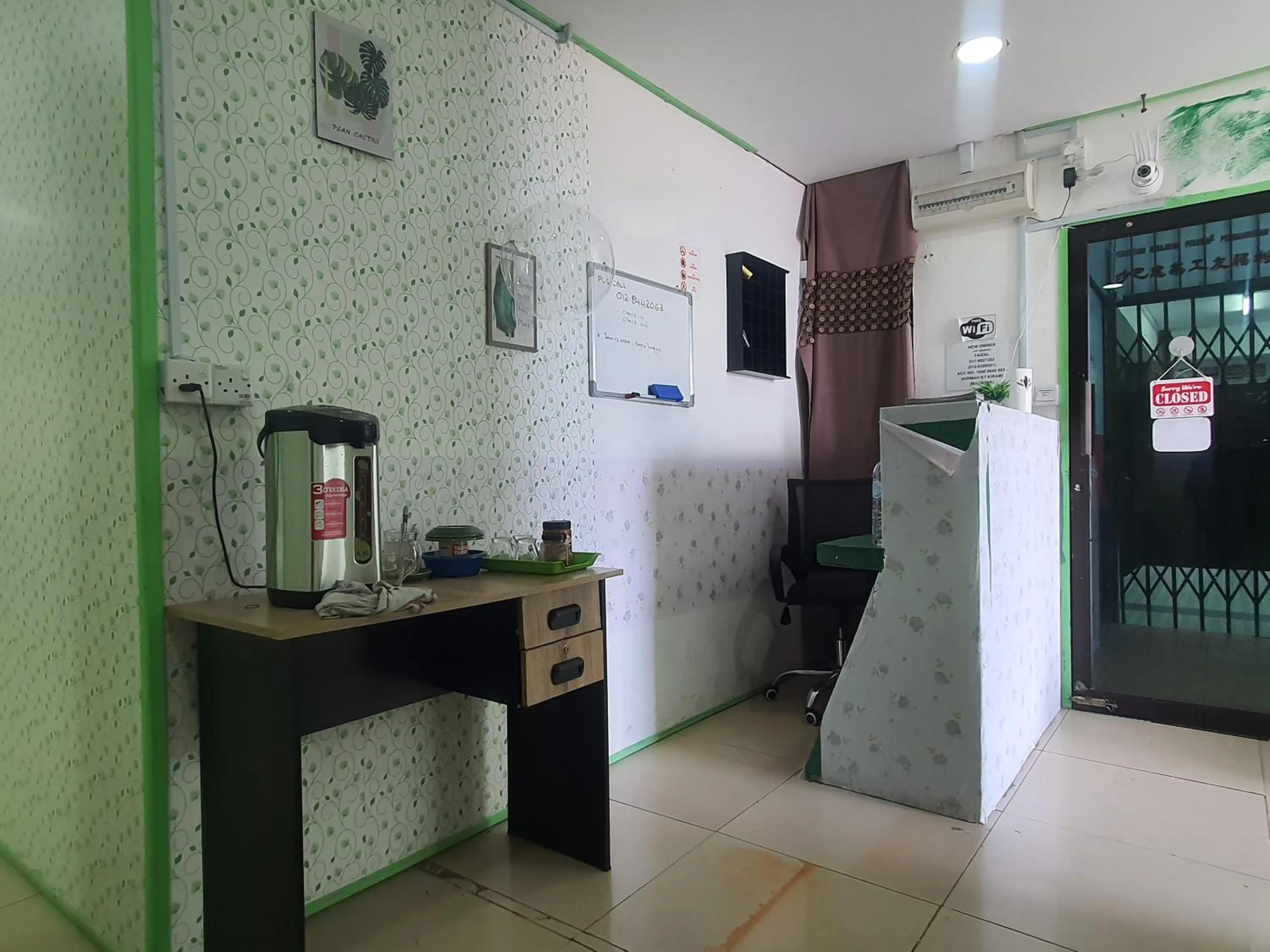 Lobby or reception in Hotel O Green Leaf Guest Lodge Kk