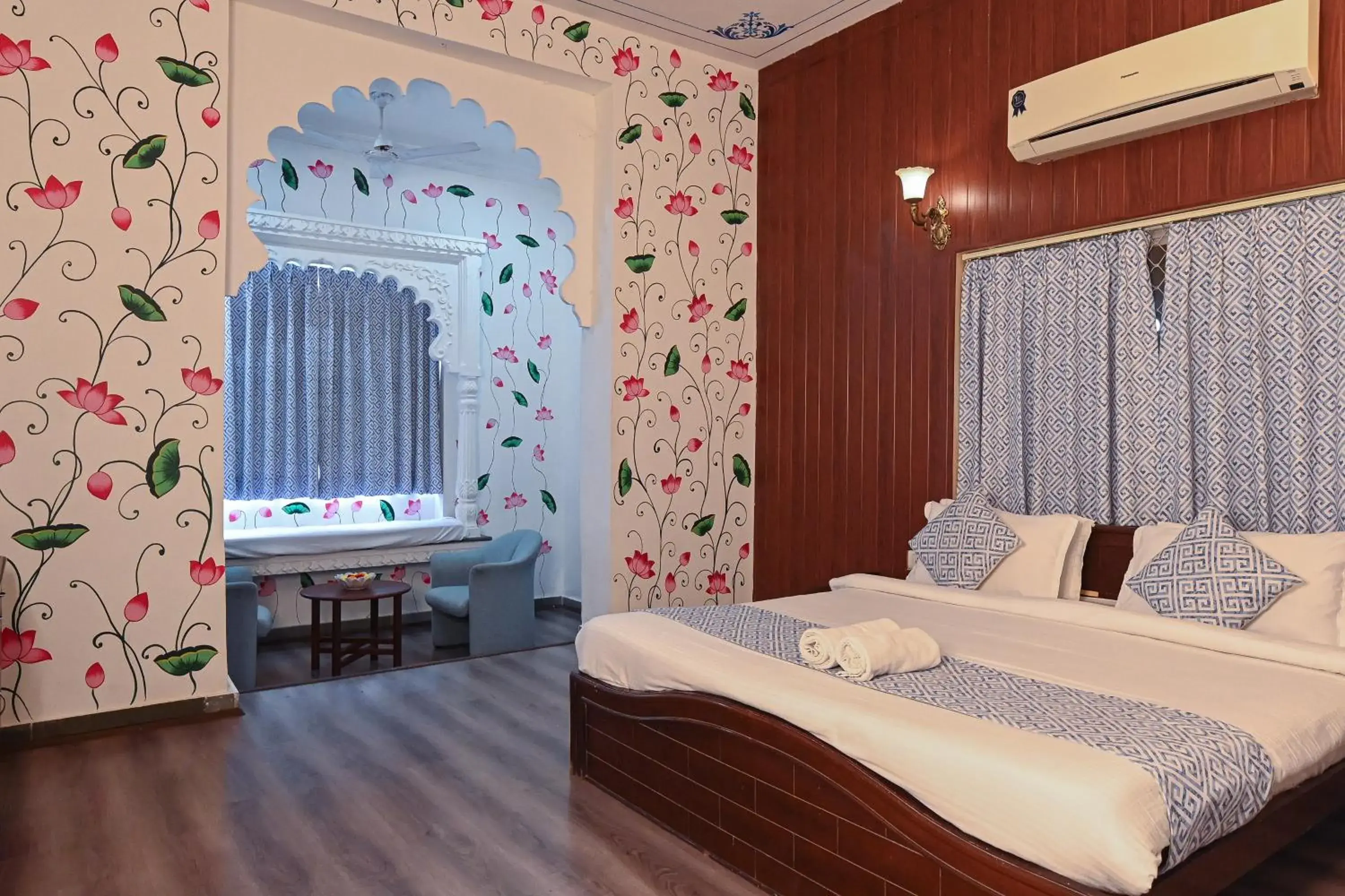 Bed in Pansal Kothi - A Boutique Hotel Bed in Pansal Kothi - A Boutique Hotel