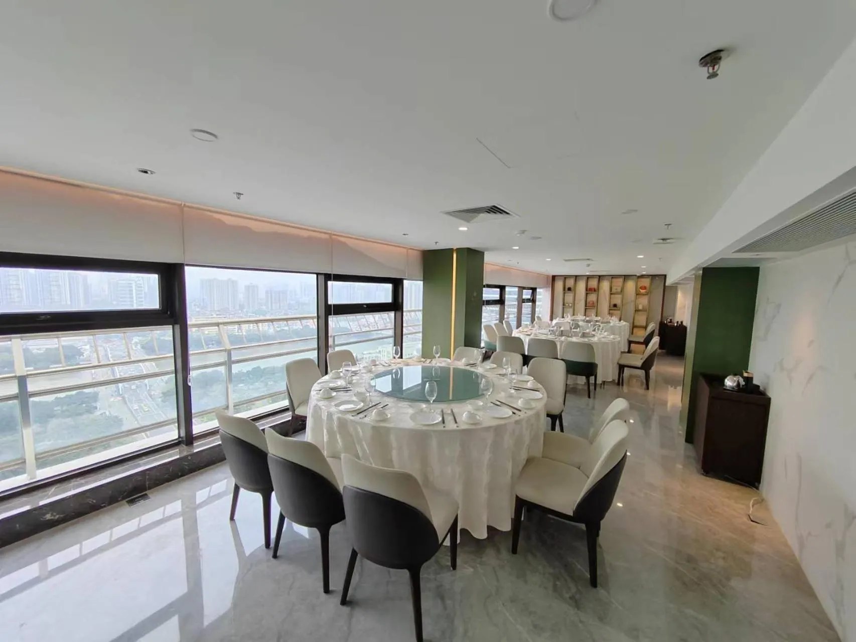 Dining area in Guangzhou Hotel