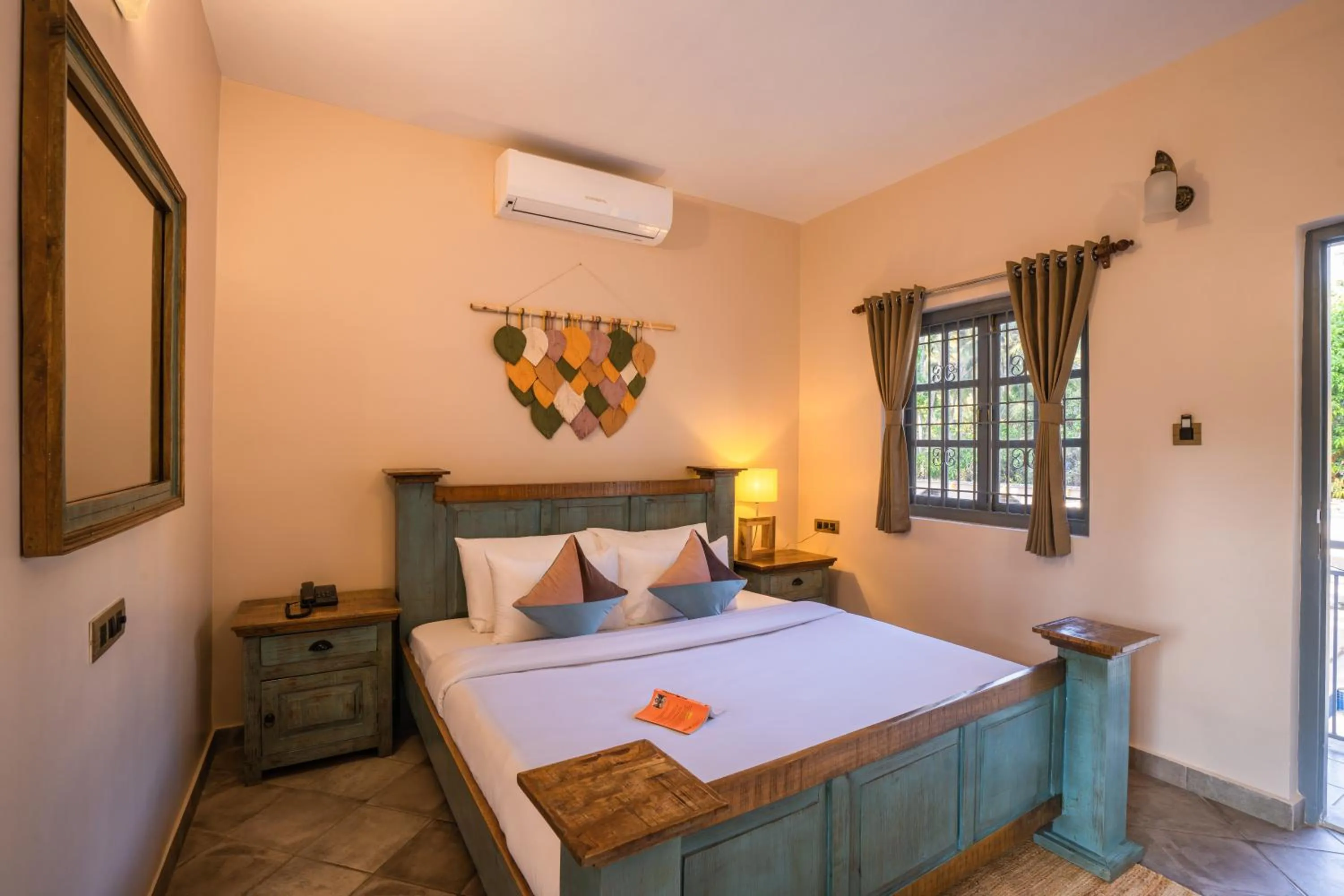 Bed in Zostel Goa, Morjim