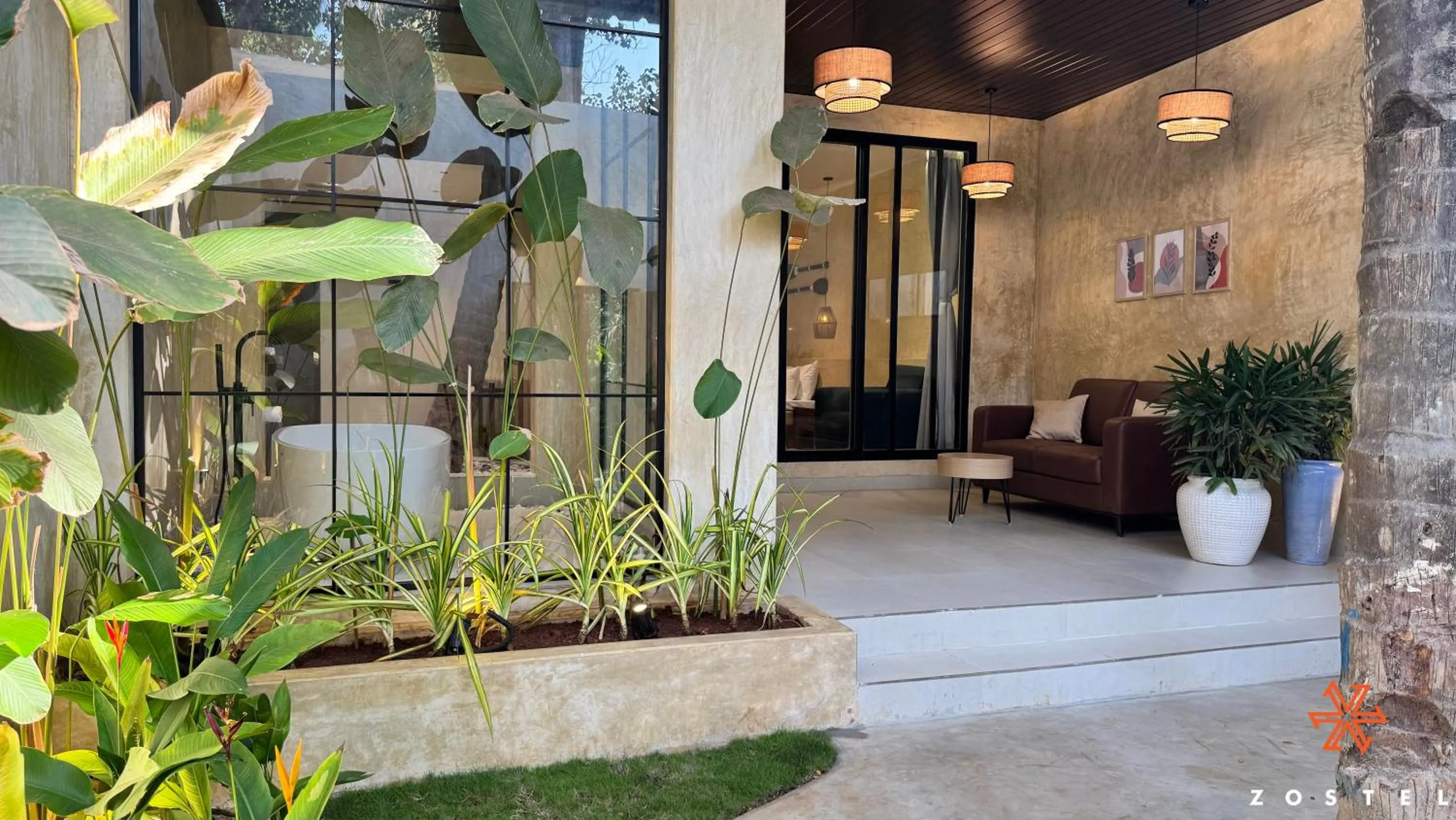 Garden in Zostel Goa, Morjim