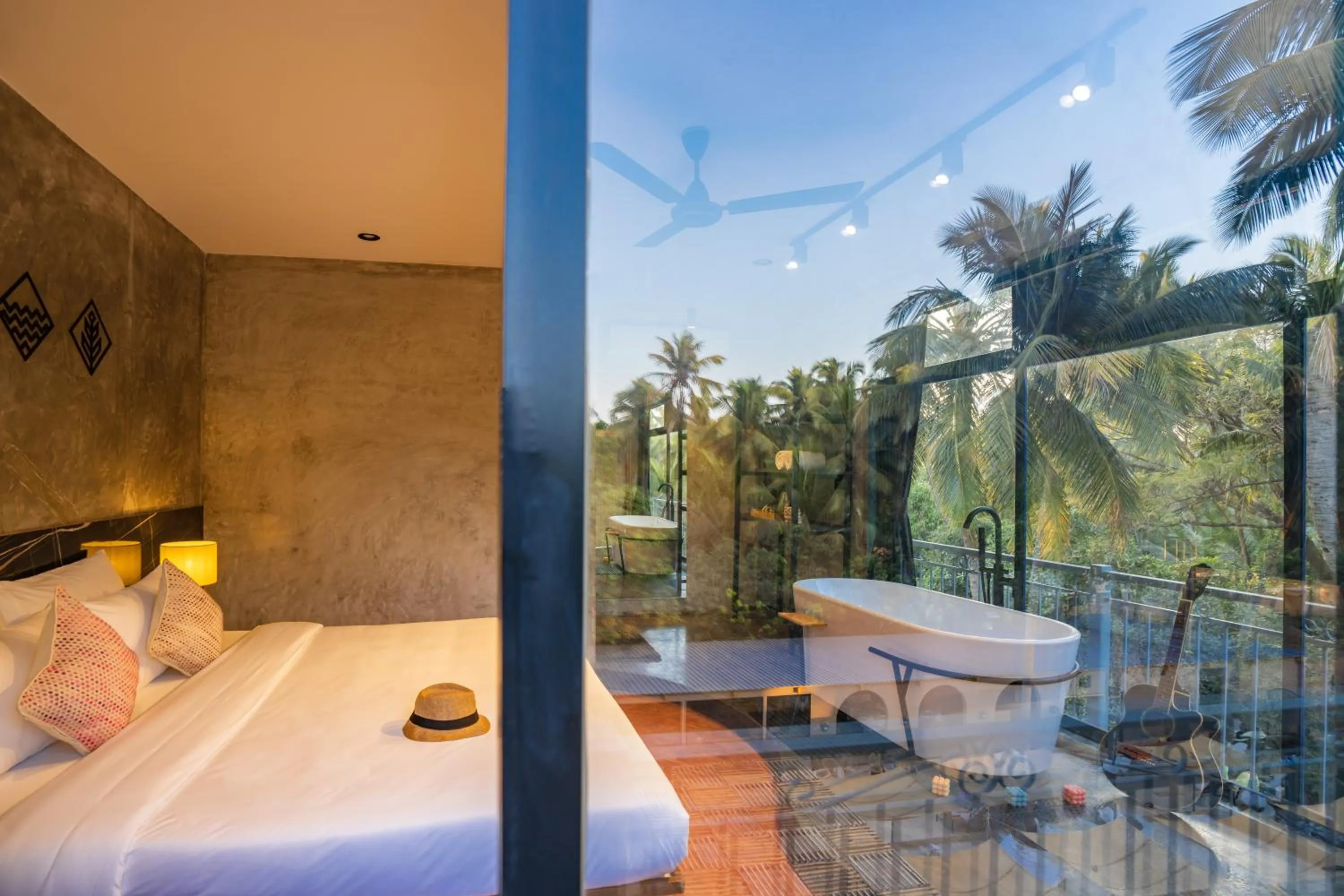 Bed in Zostel Goa, Morjim