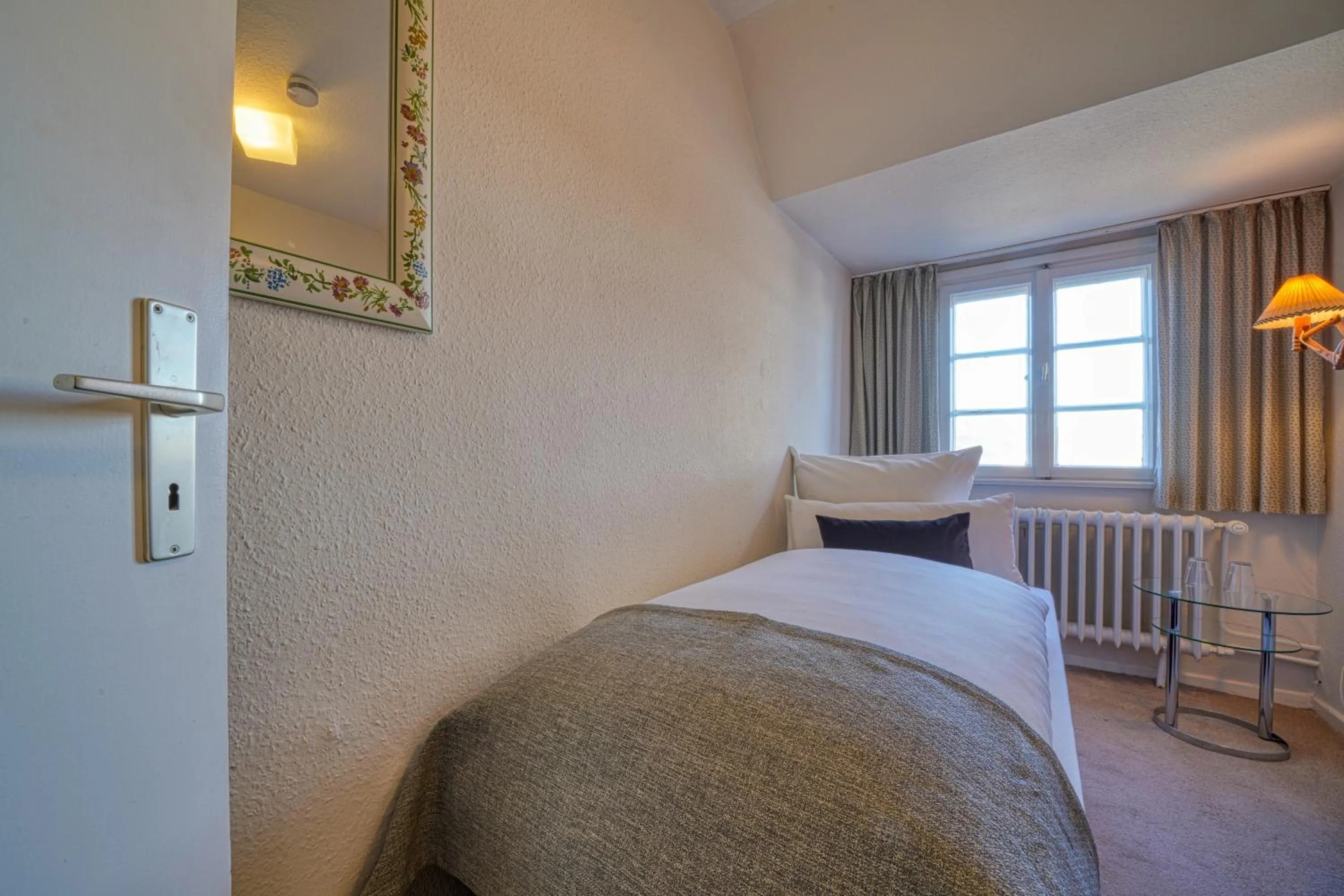 Photo of the whole room, Bed in Hotel Zur Eule