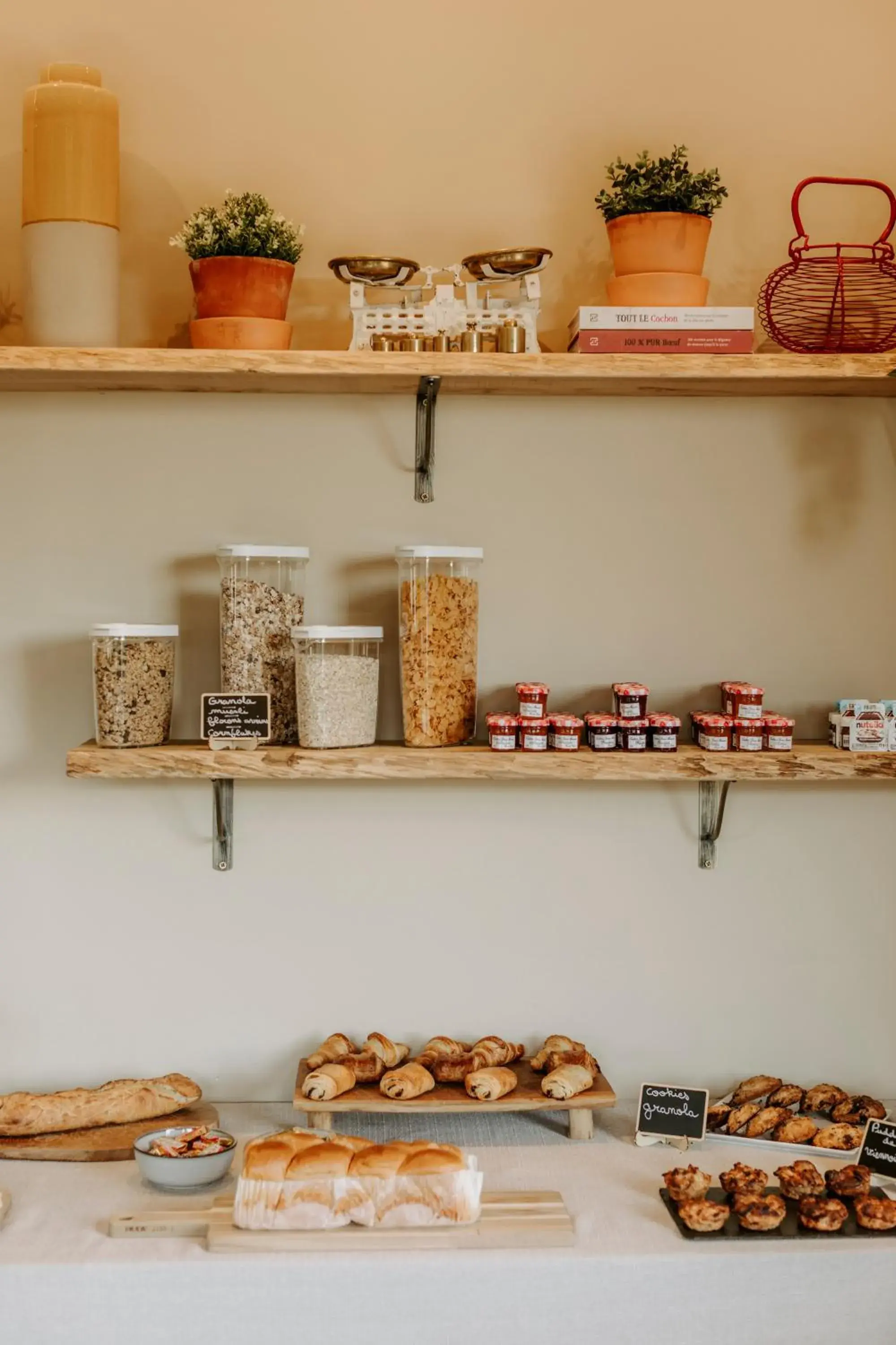 Breakfast in Soko Hotels-Pont du Gard Breakfast in Soko Hotels-Pont du Gard