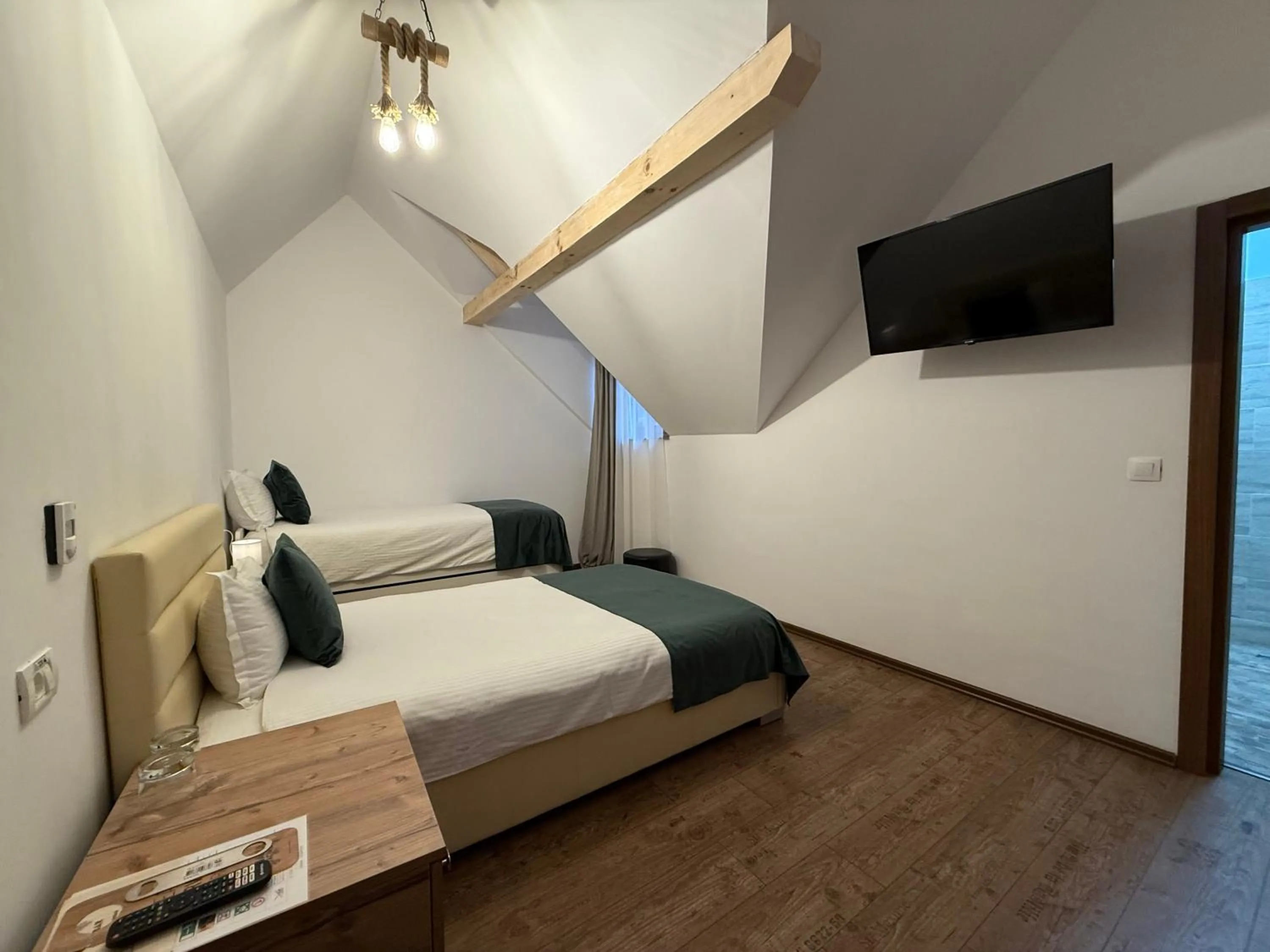 Bed in Conacul Radacinilor