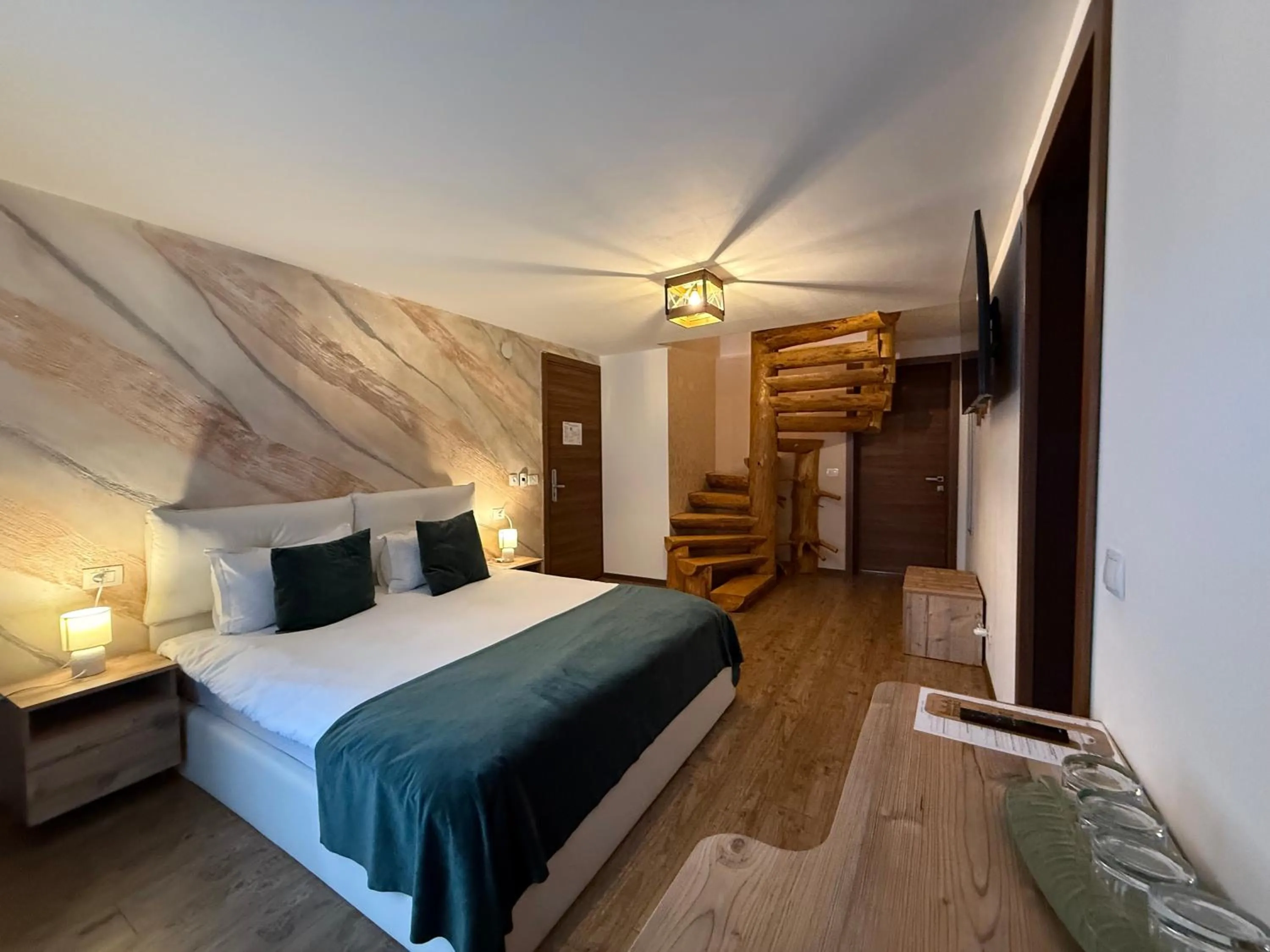 Bed in Conacul Radacinilor