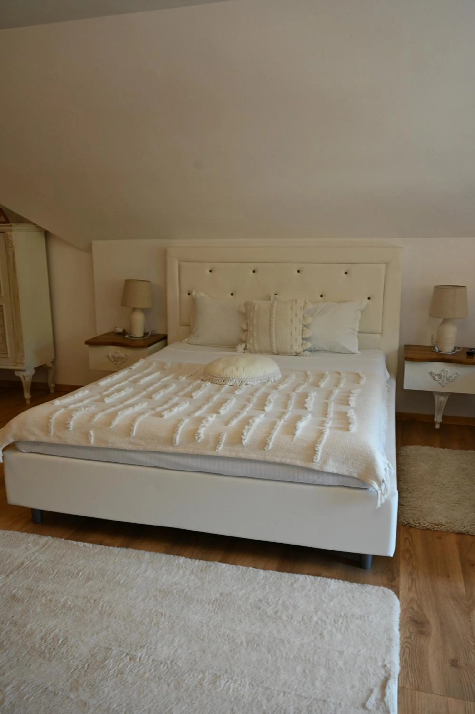 Bed in Conacul Radacinilor