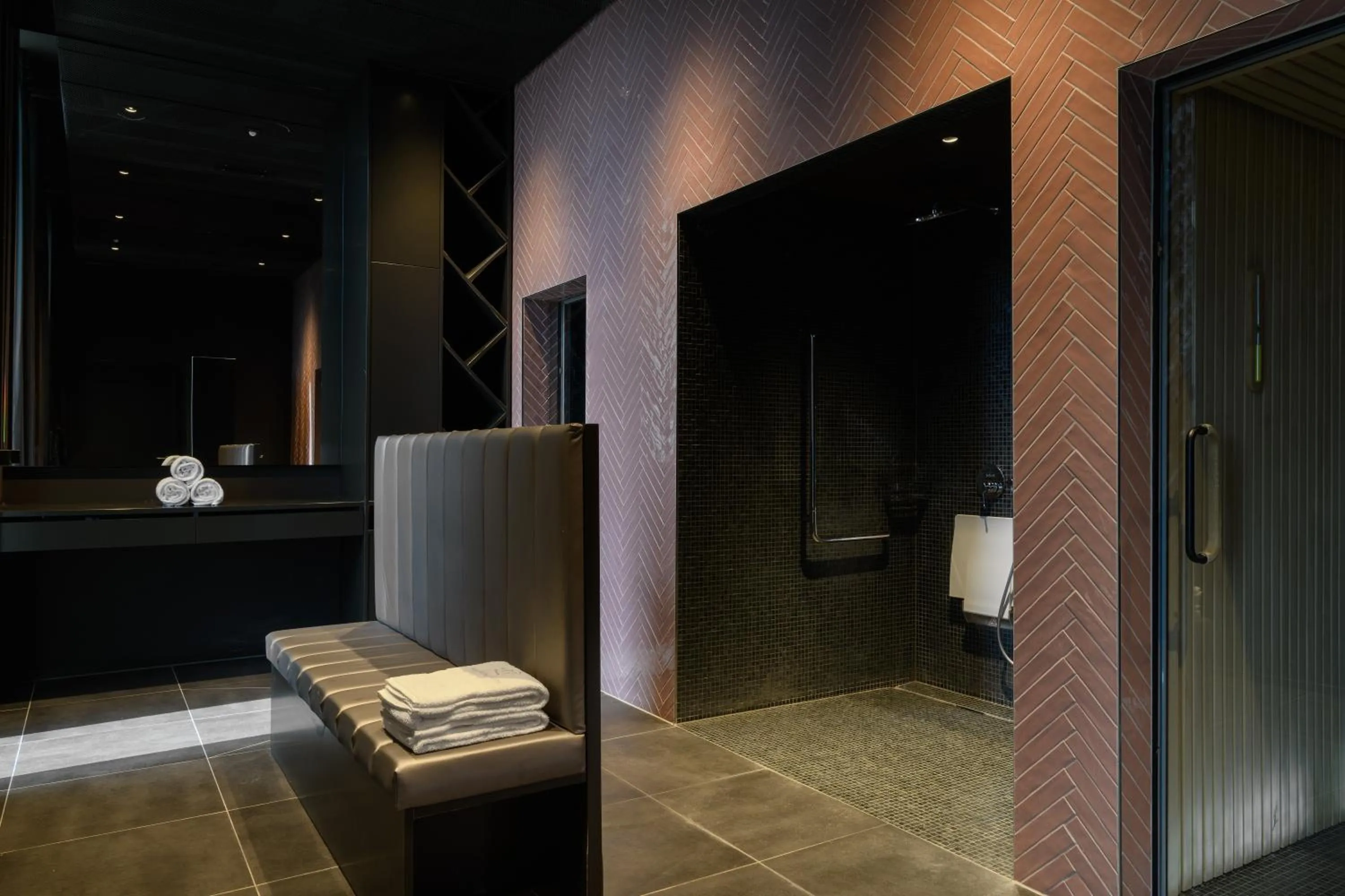 Spa and wellness centre/facilities in VISIONAPARTMENTS Glattbrugg - contactless check-in