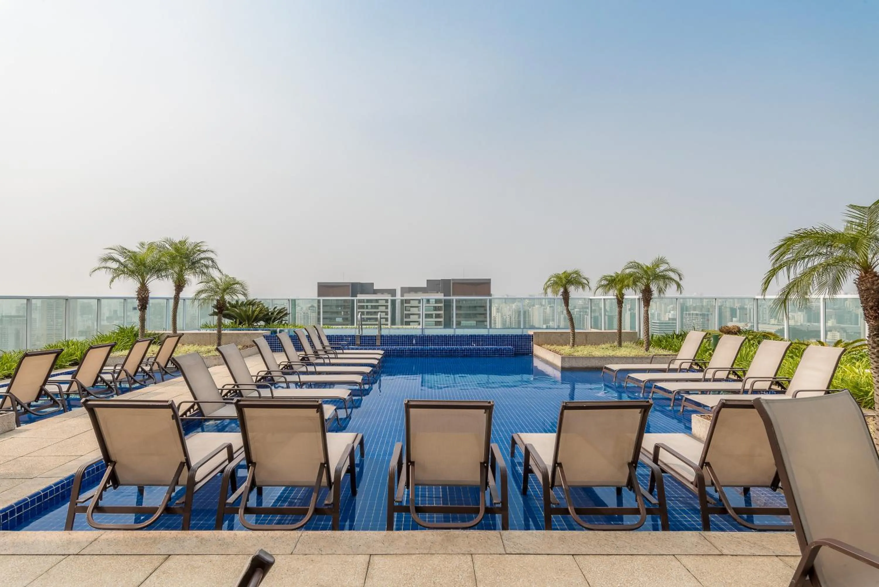 ESTILO, Conforto e Vista Panorâmica Ideal para Trabalho ou Lazer