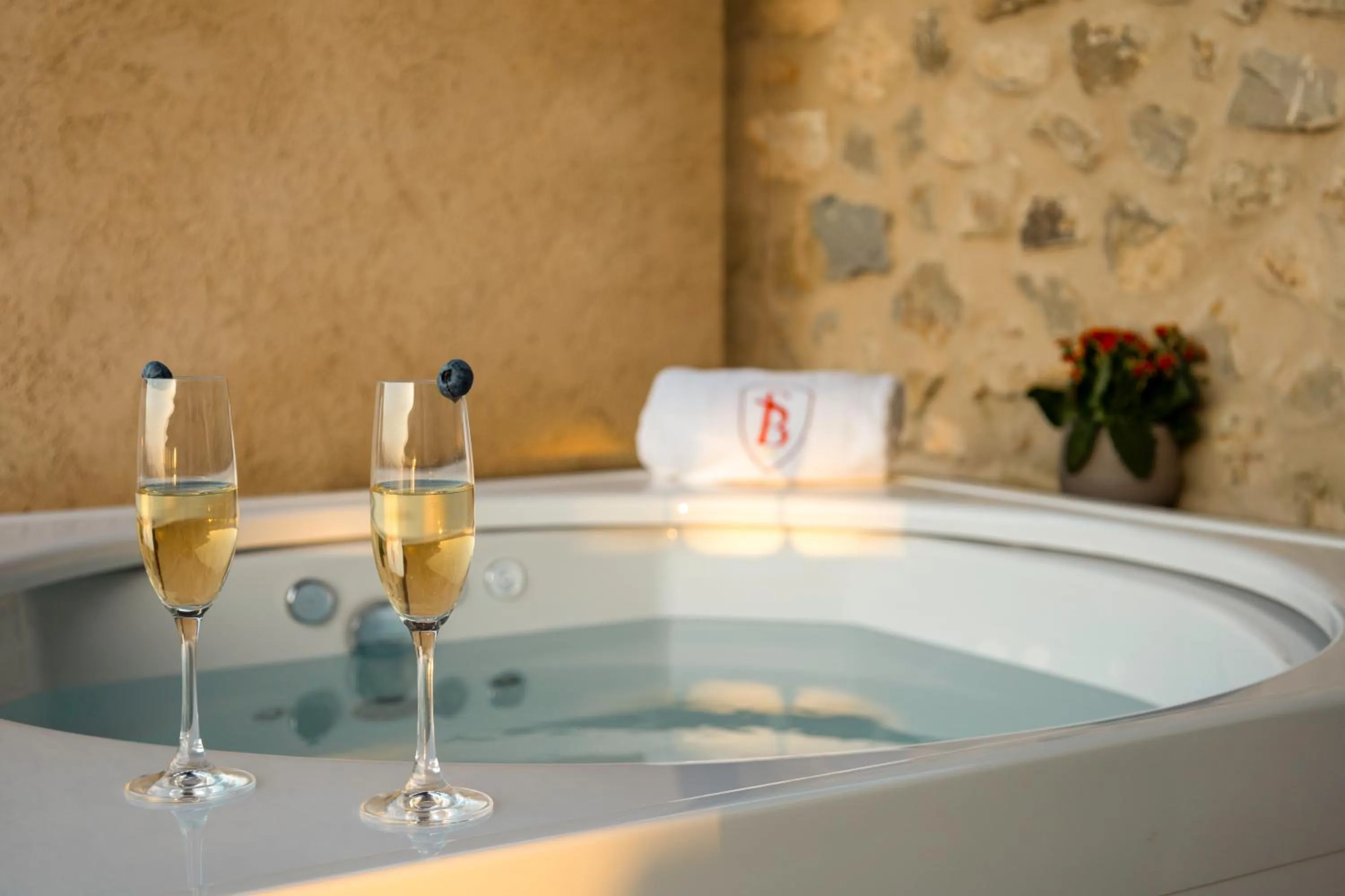 Hot Tub in Finca Sa Bastida Luxury Retreat & Spa Adults Only - Over 14