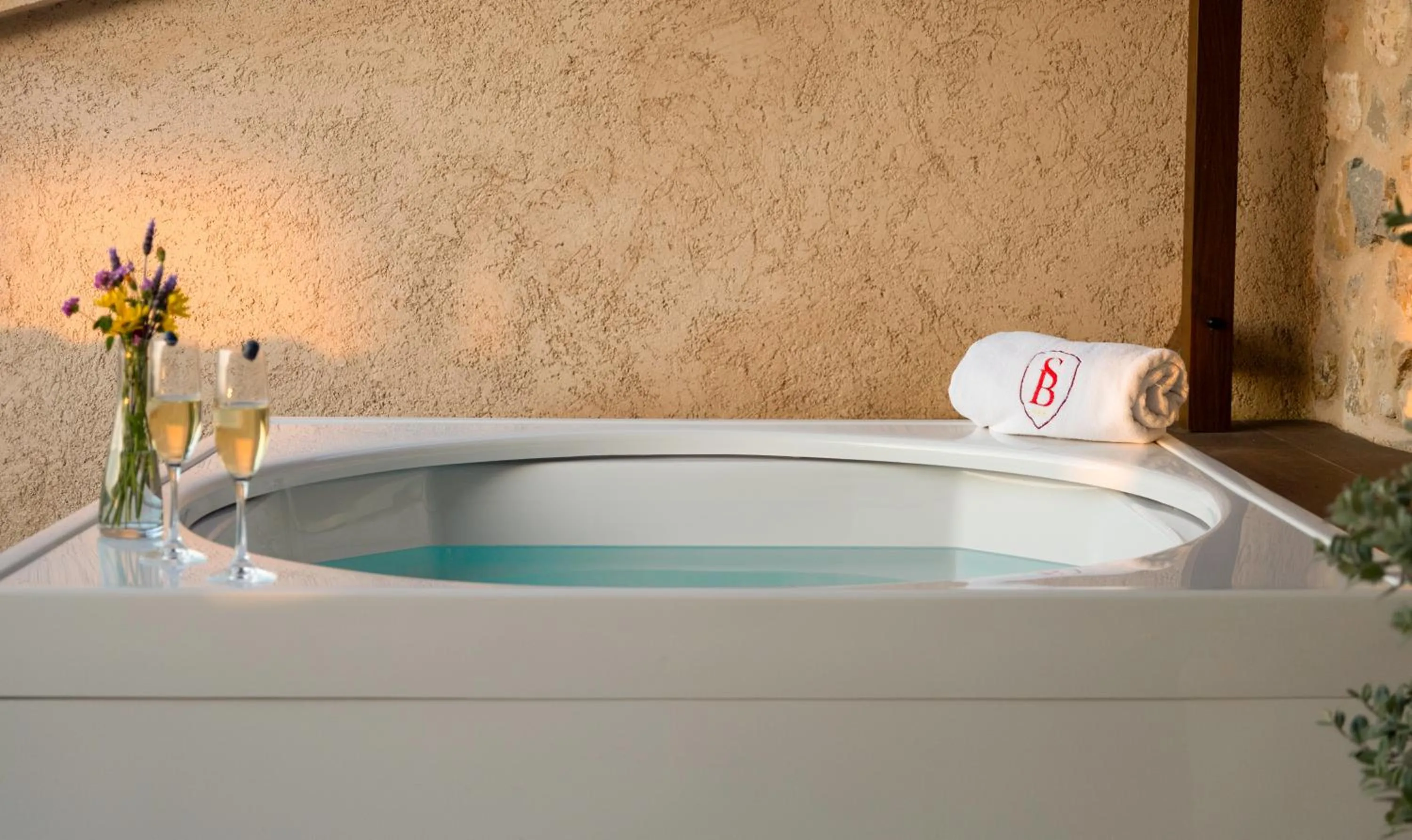 Hot Tub in Finca Sa Bastida Luxury Retreat & Spa Adults Only - Over 14