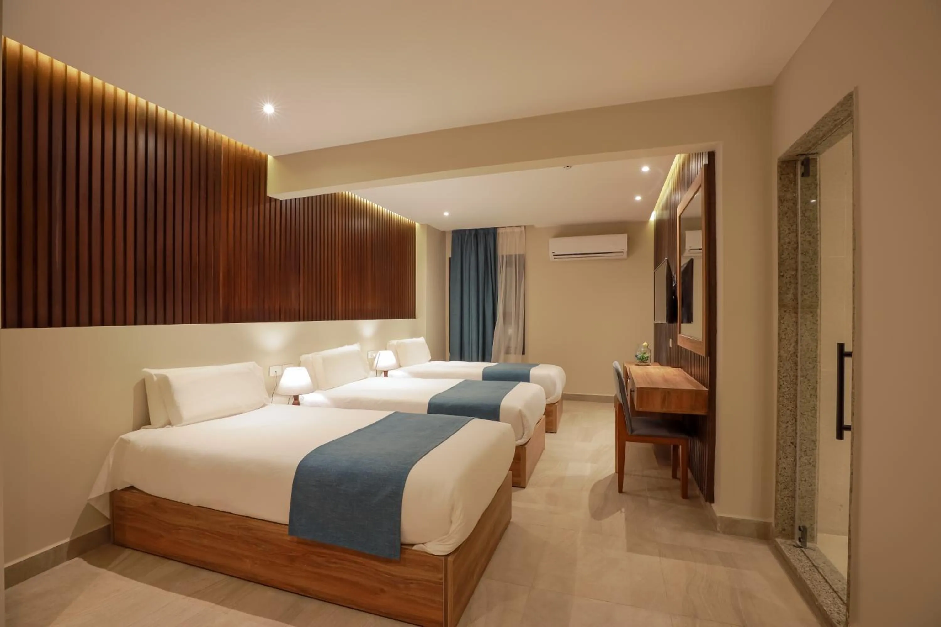 Bed in Pyramid Front Hotel