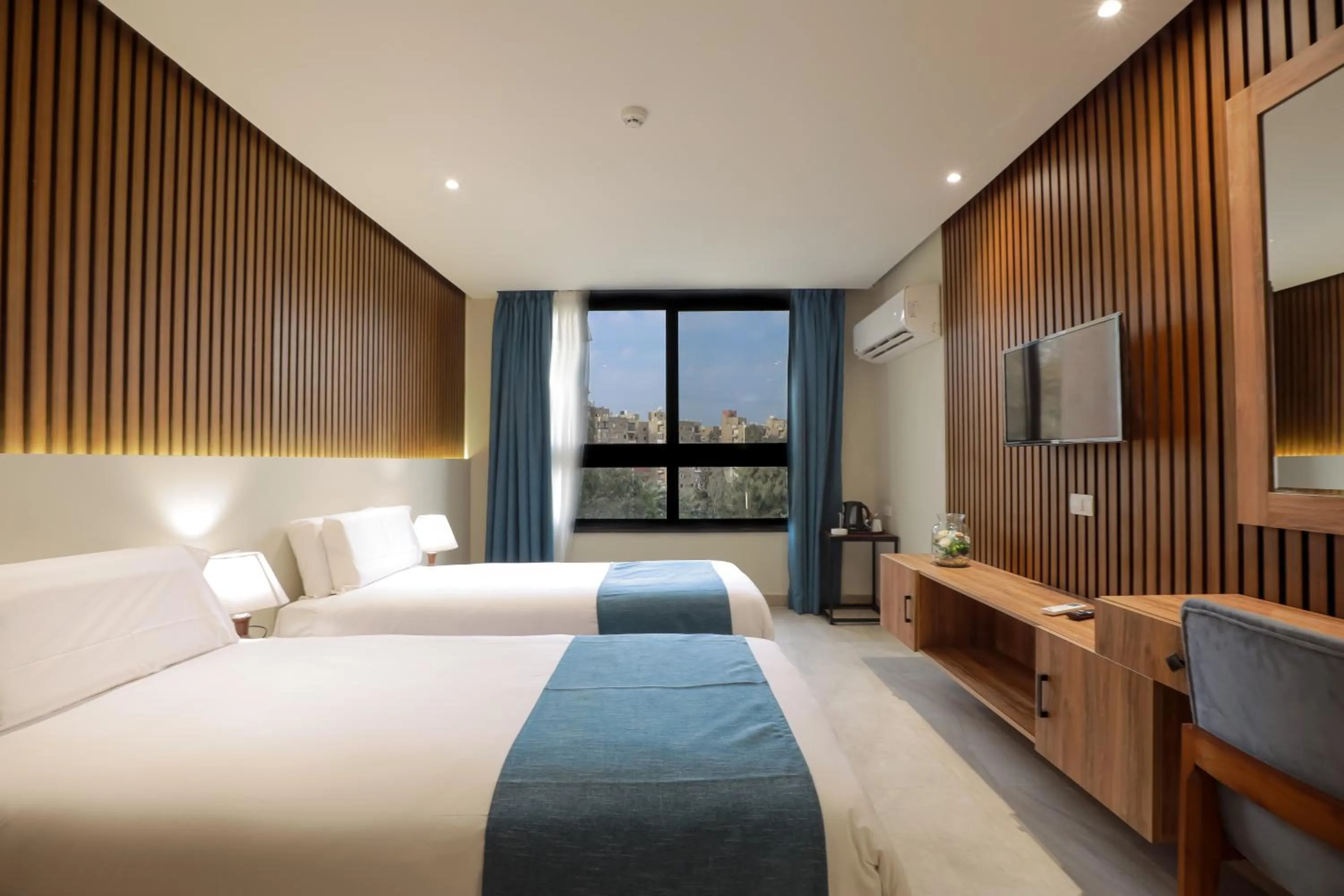 Bed in Pyramid Front Hotel