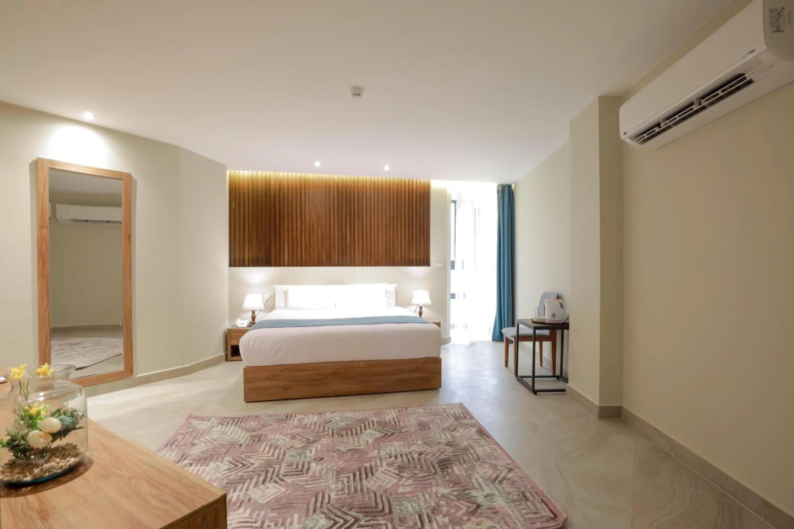 Bed in Pyramid Front Hotel