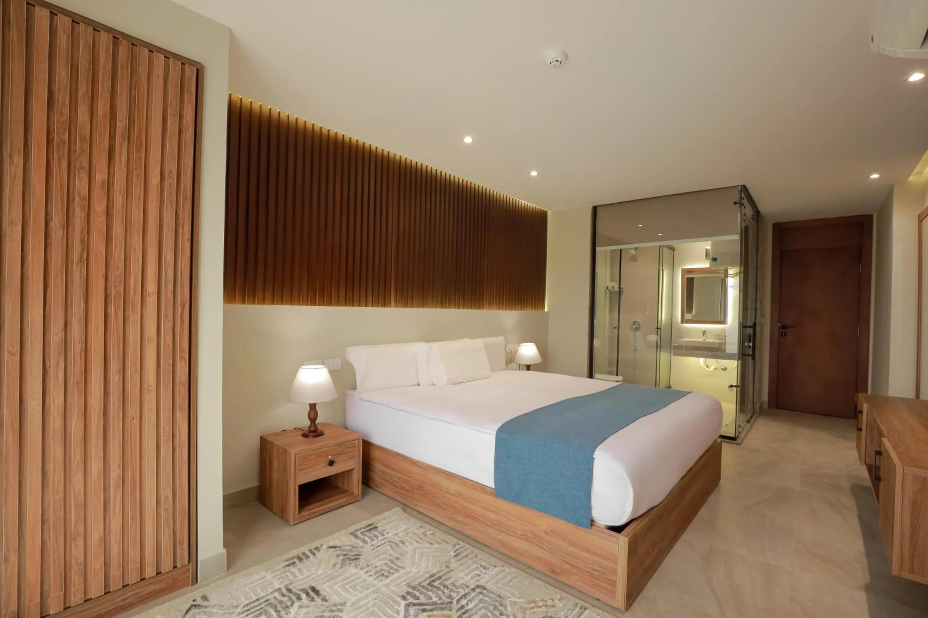 Bed in Pyramid Front Hotel