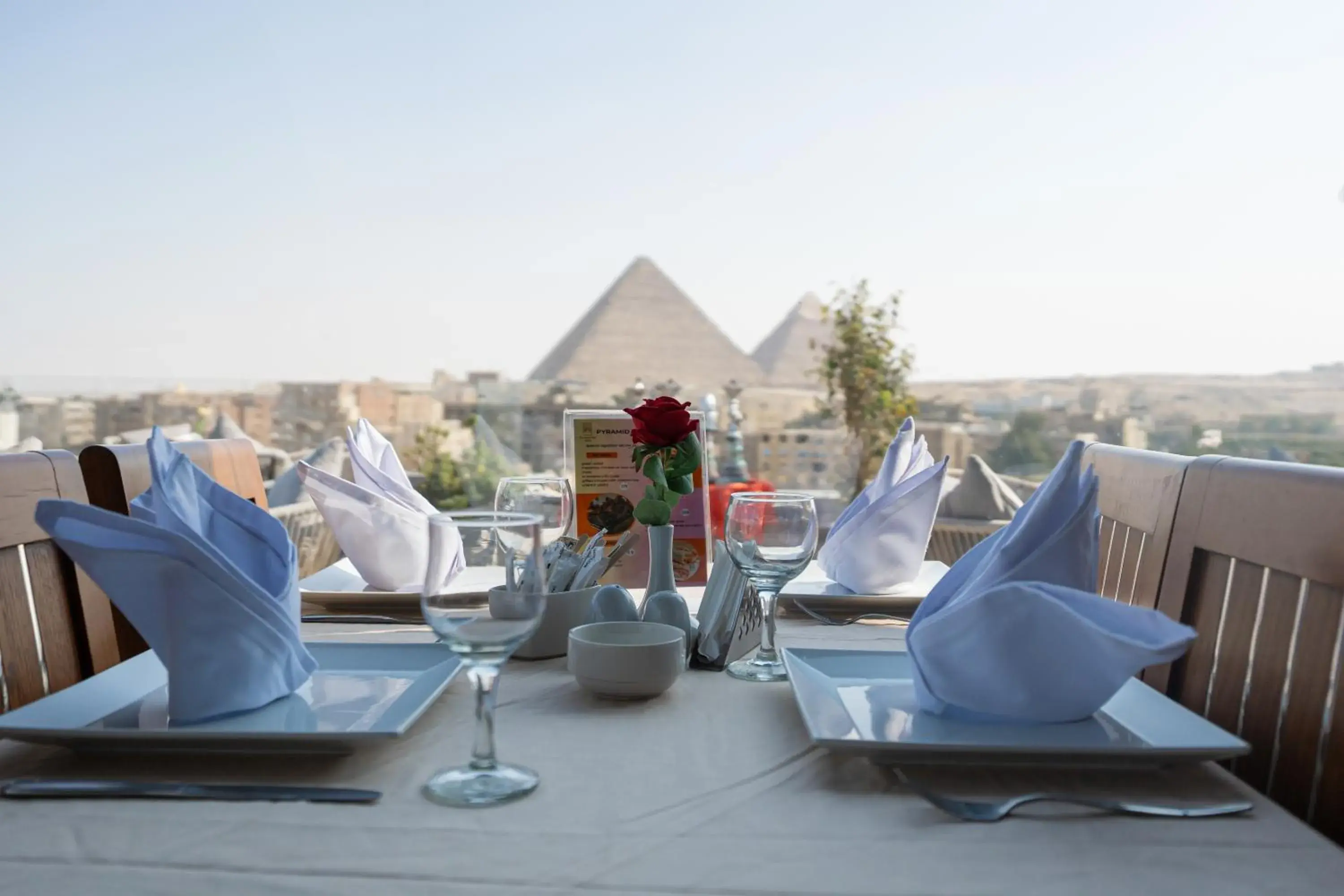 Restaurant/places to eat in Pyramid Front Hotel Restaurant/places to eat in Pyramid Front Hotel