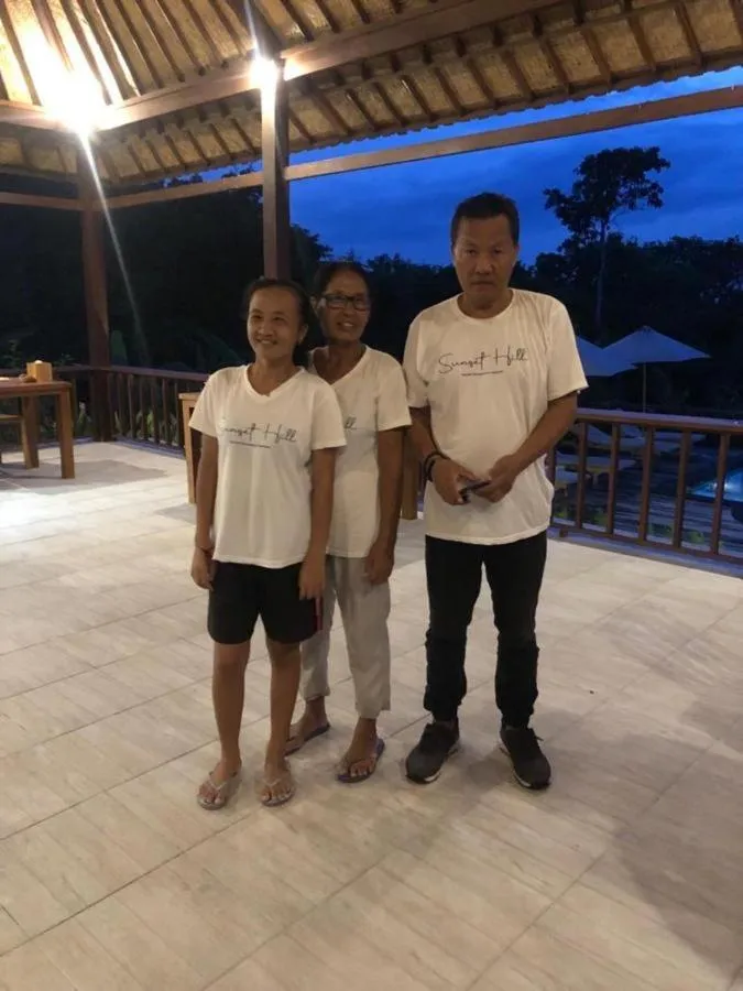 Sunset Hill Lembongan