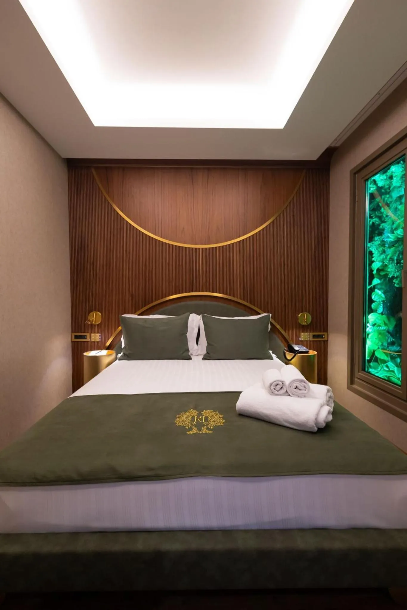 Bed in Kate Hotel Special Class & SPA