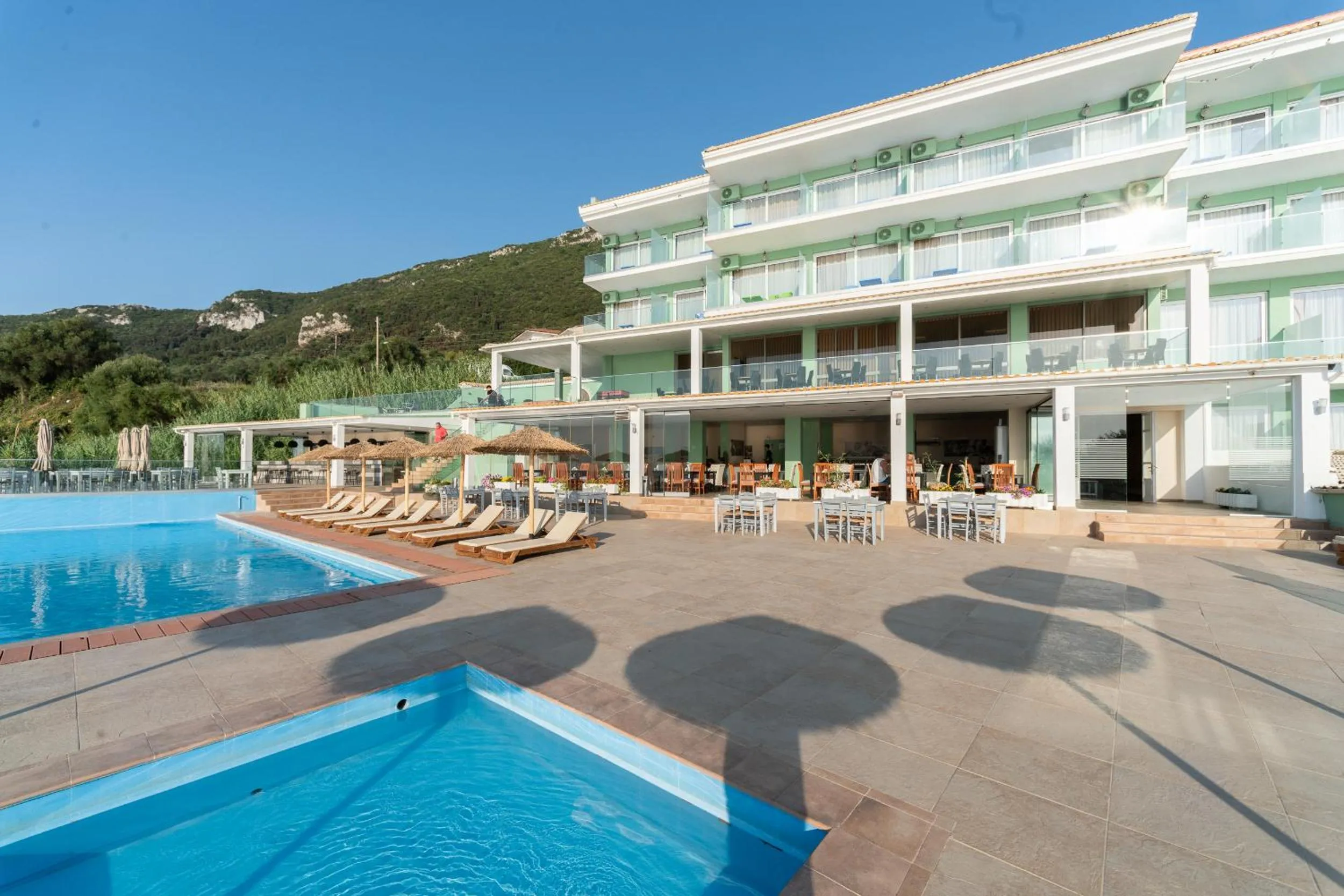 Property building in Alyssium