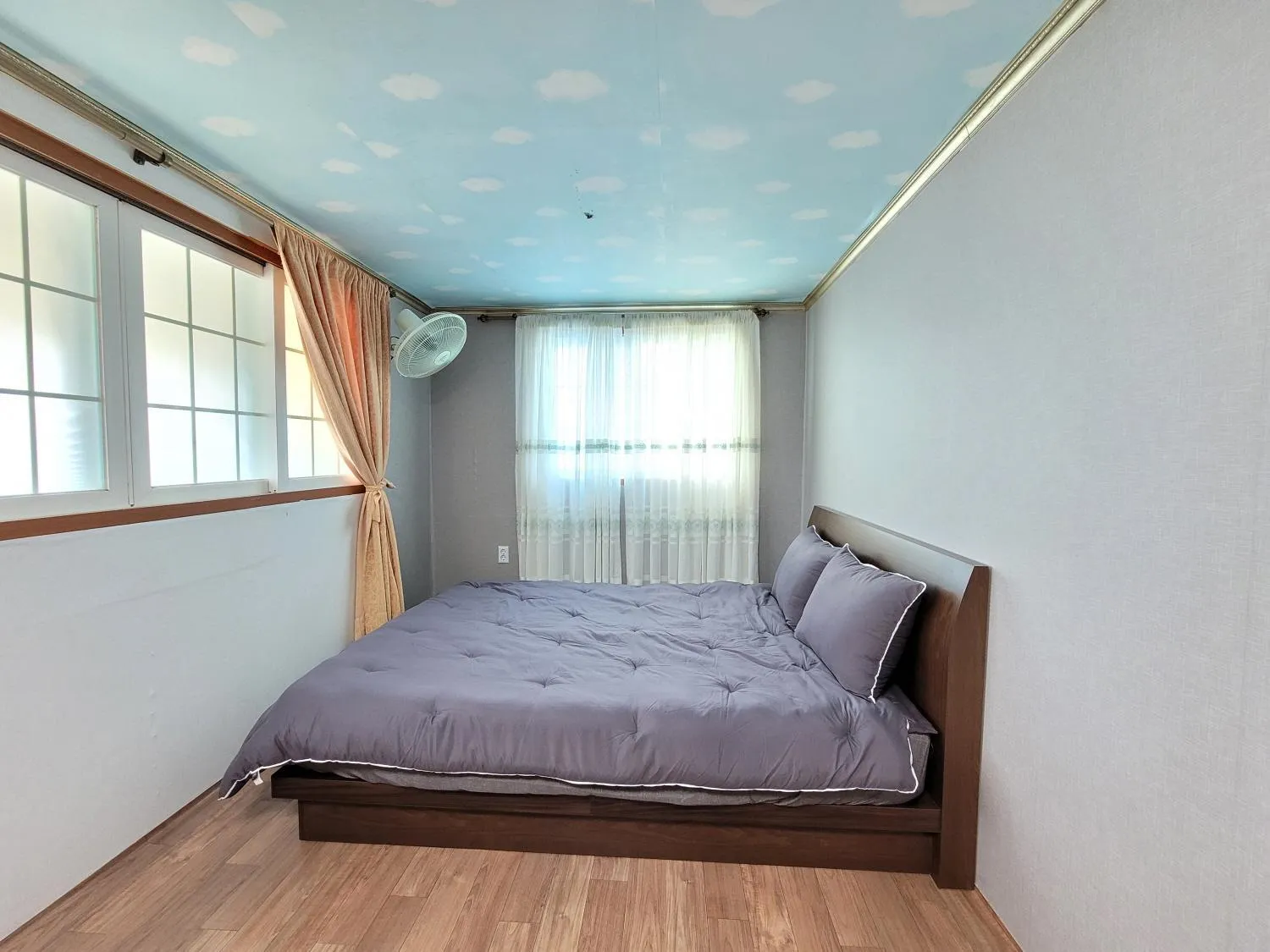 Bed in The House Pension