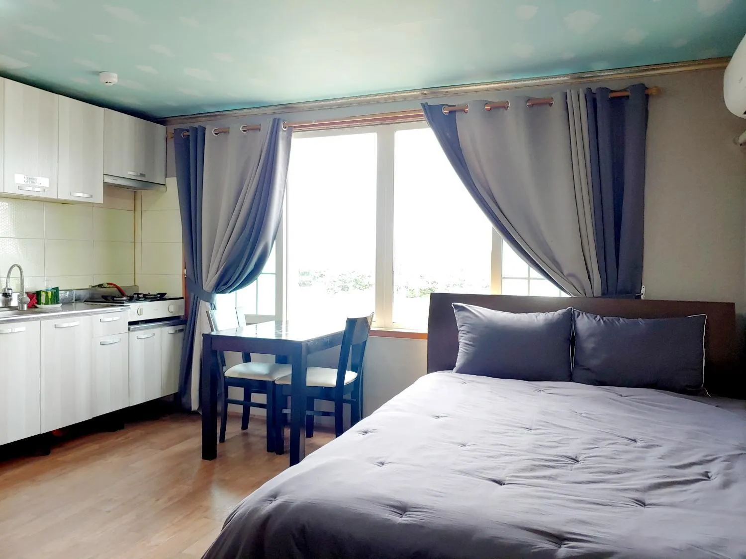 Bed in The House Pension