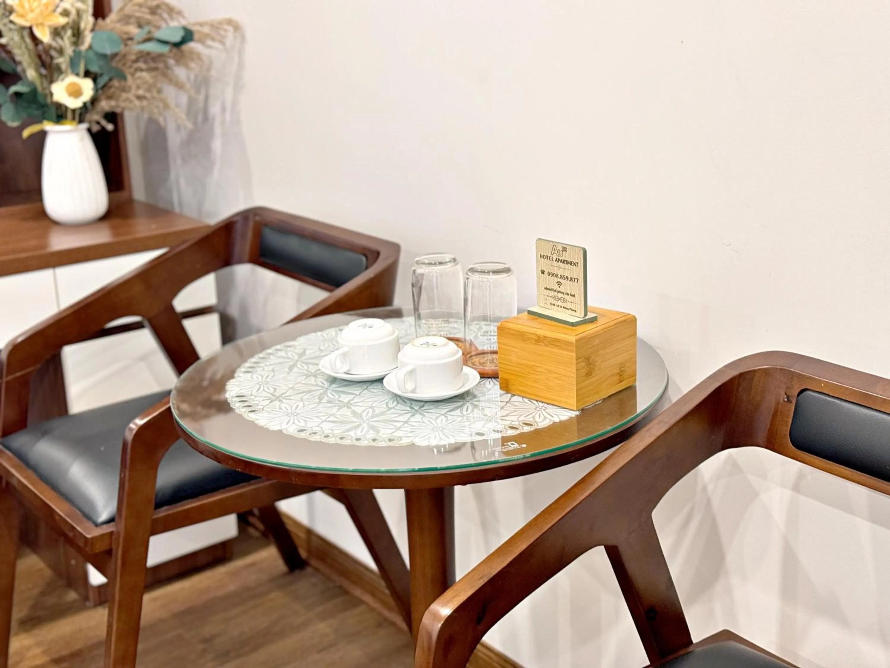 Au79 Hotel & Apartment