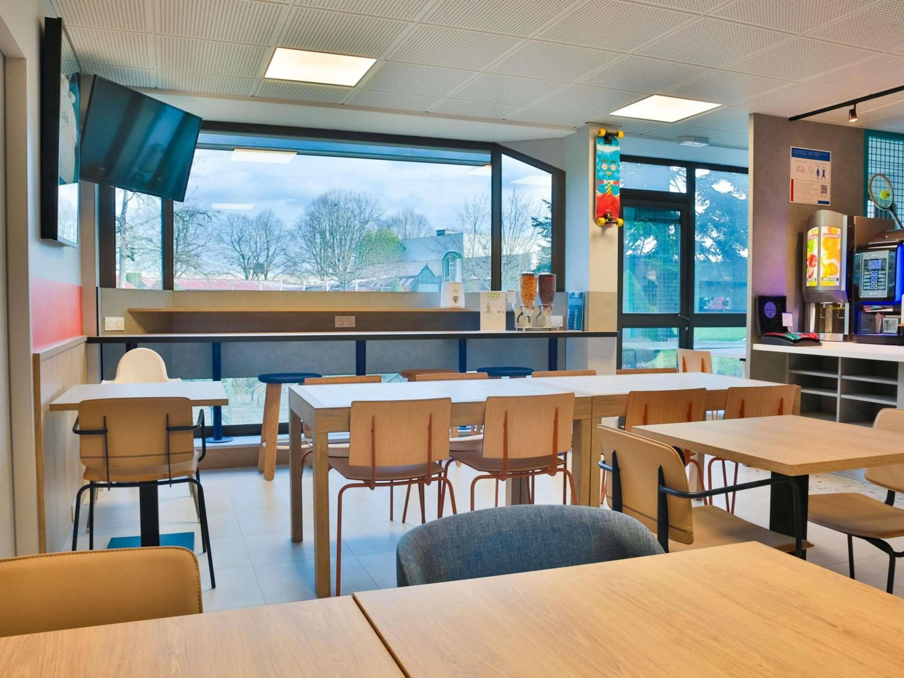 Property building in ibis budget Tours Sud