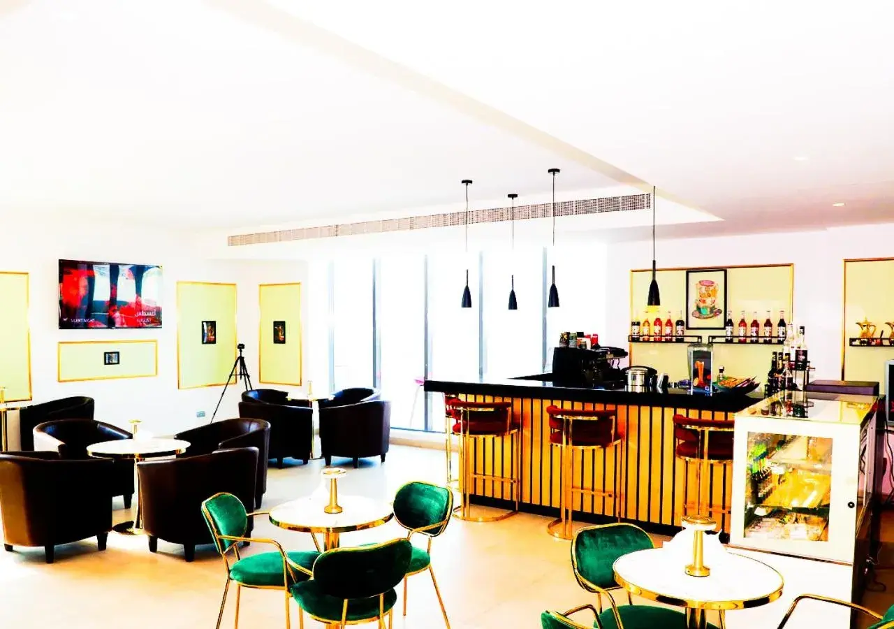 Food and drinks in Farhan Tower Food and drinks in Farhan Tower