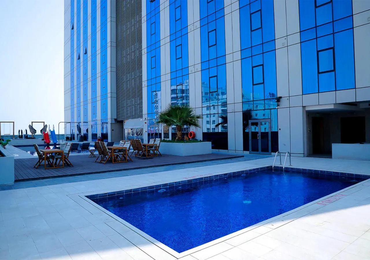 Swimming pool in Farhan Tower