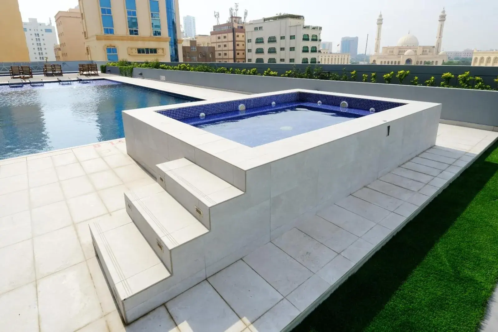 Pool view in Farhan Tower Pool view in Farhan Tower