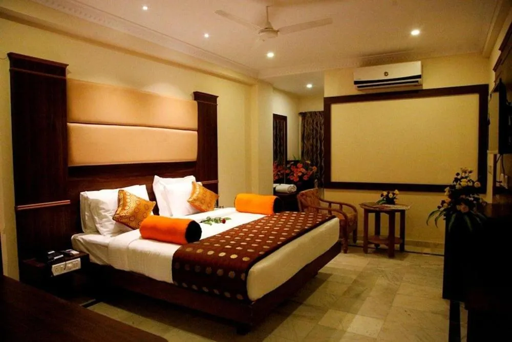 Bed in SET Residency