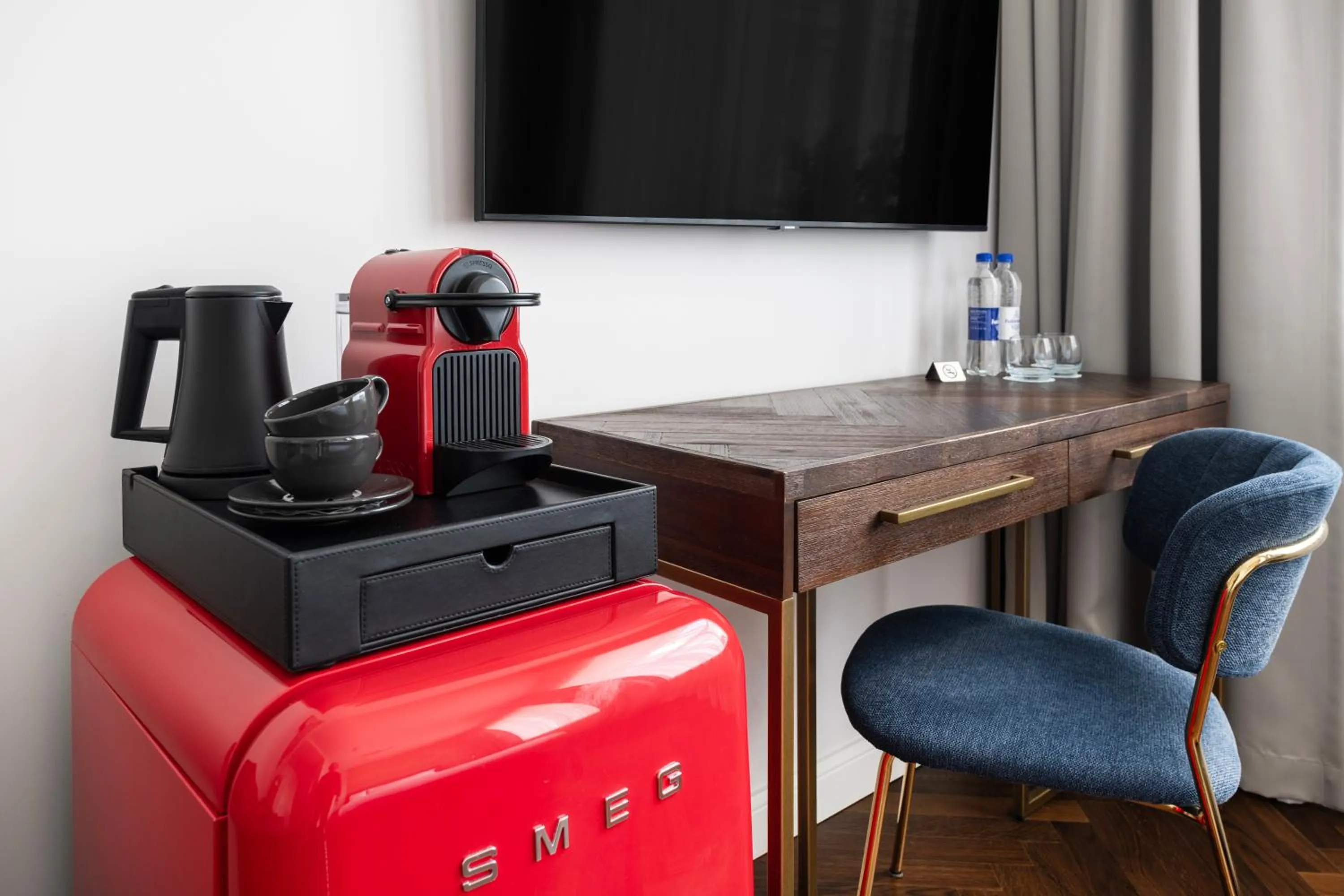 TV and multimedia in GRAND CROWN