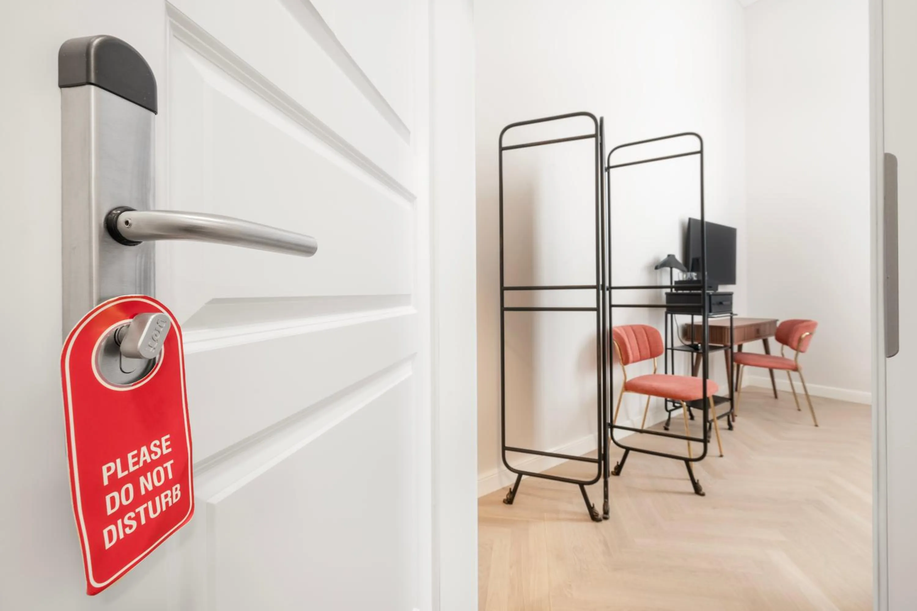 TV and multimedia in GRAND CROWN