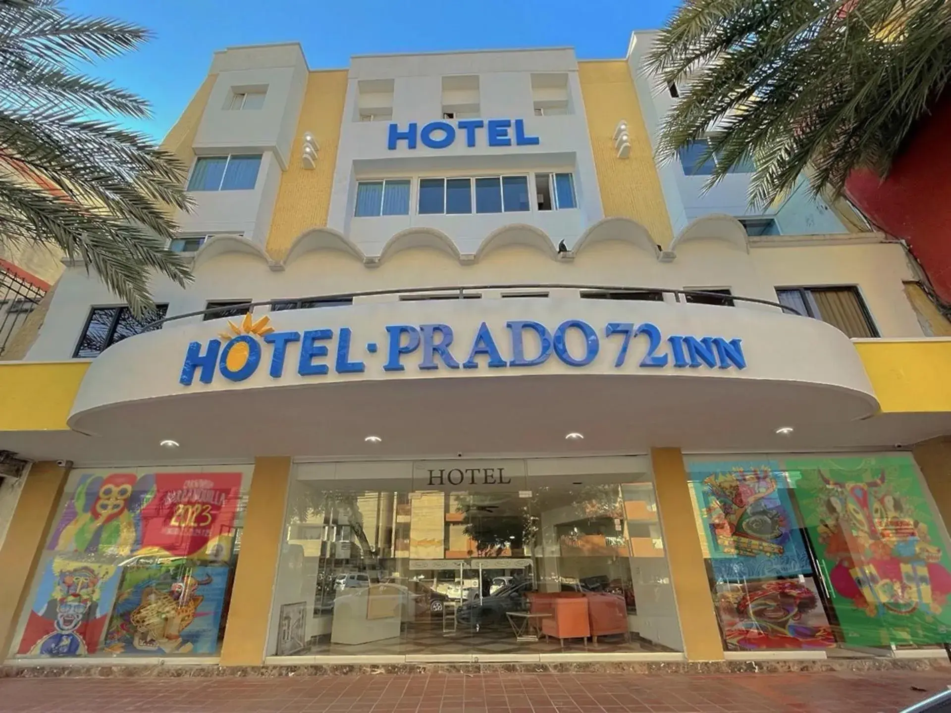 Property building in Hotel Prado 72 INN Property building in Hotel Prado 72 INN