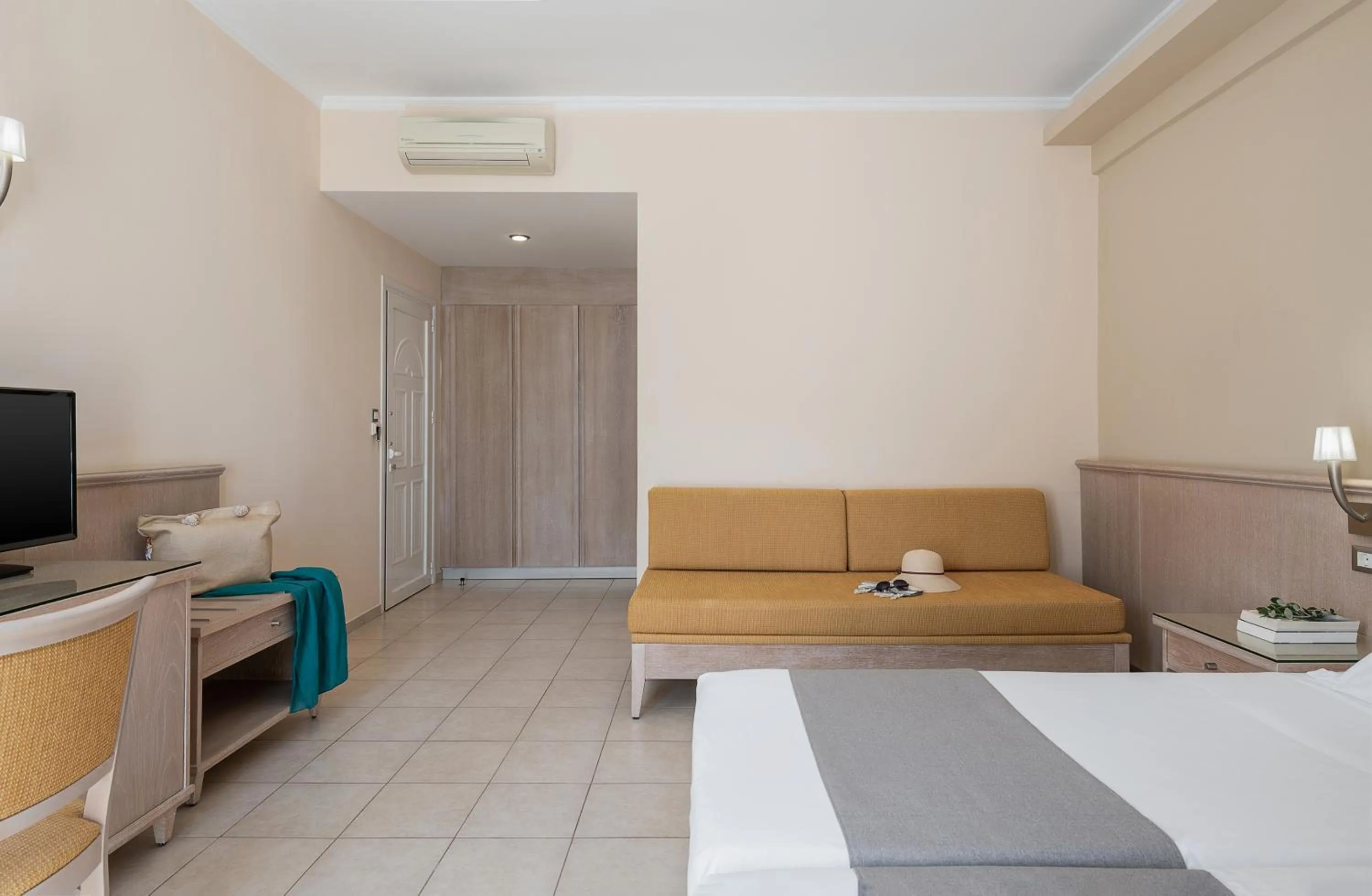 Photo of the whole room in Magda Hotel Club