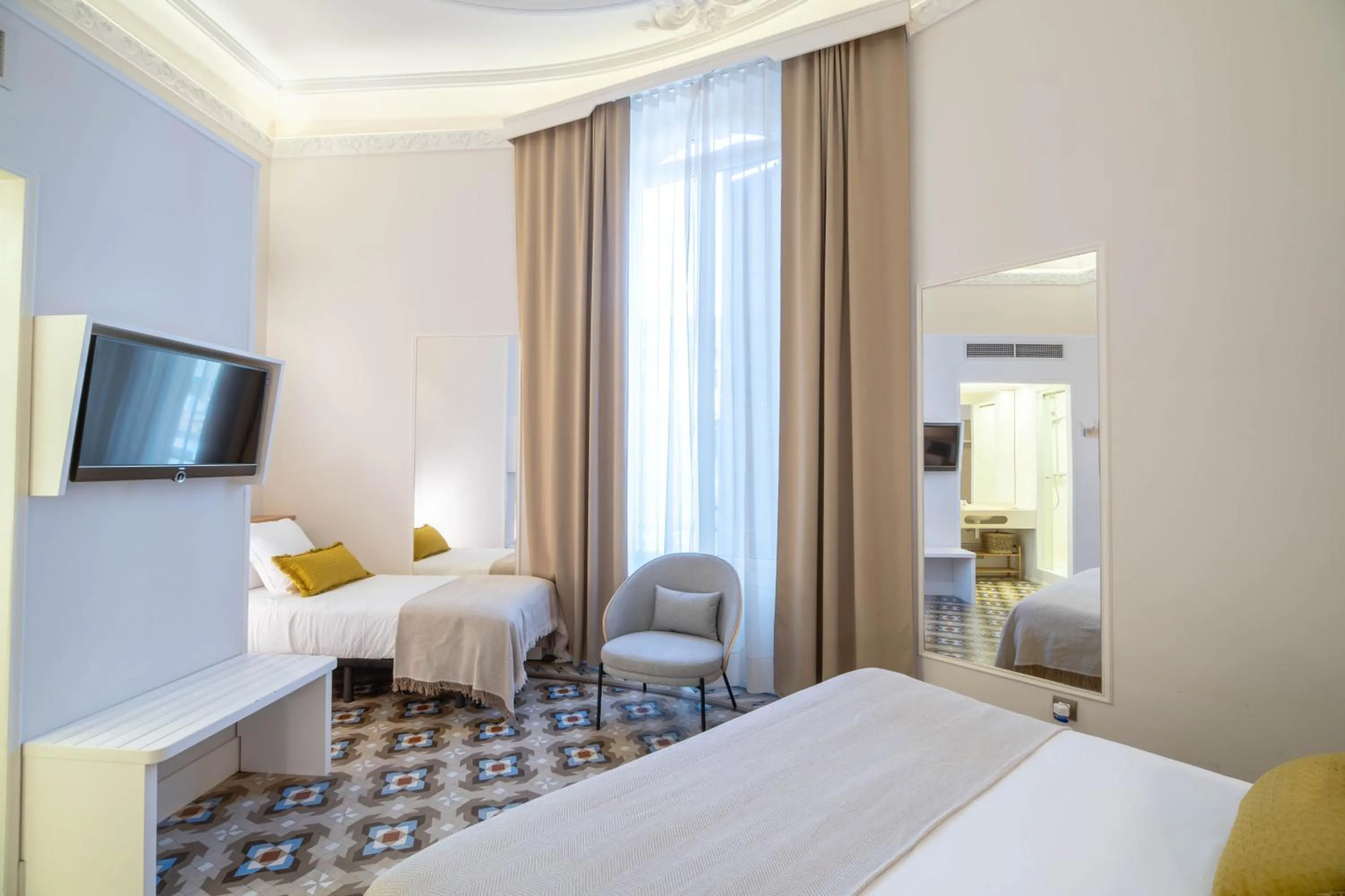 Photo of the whole room, Bed in Feelathome Casa Bertrand