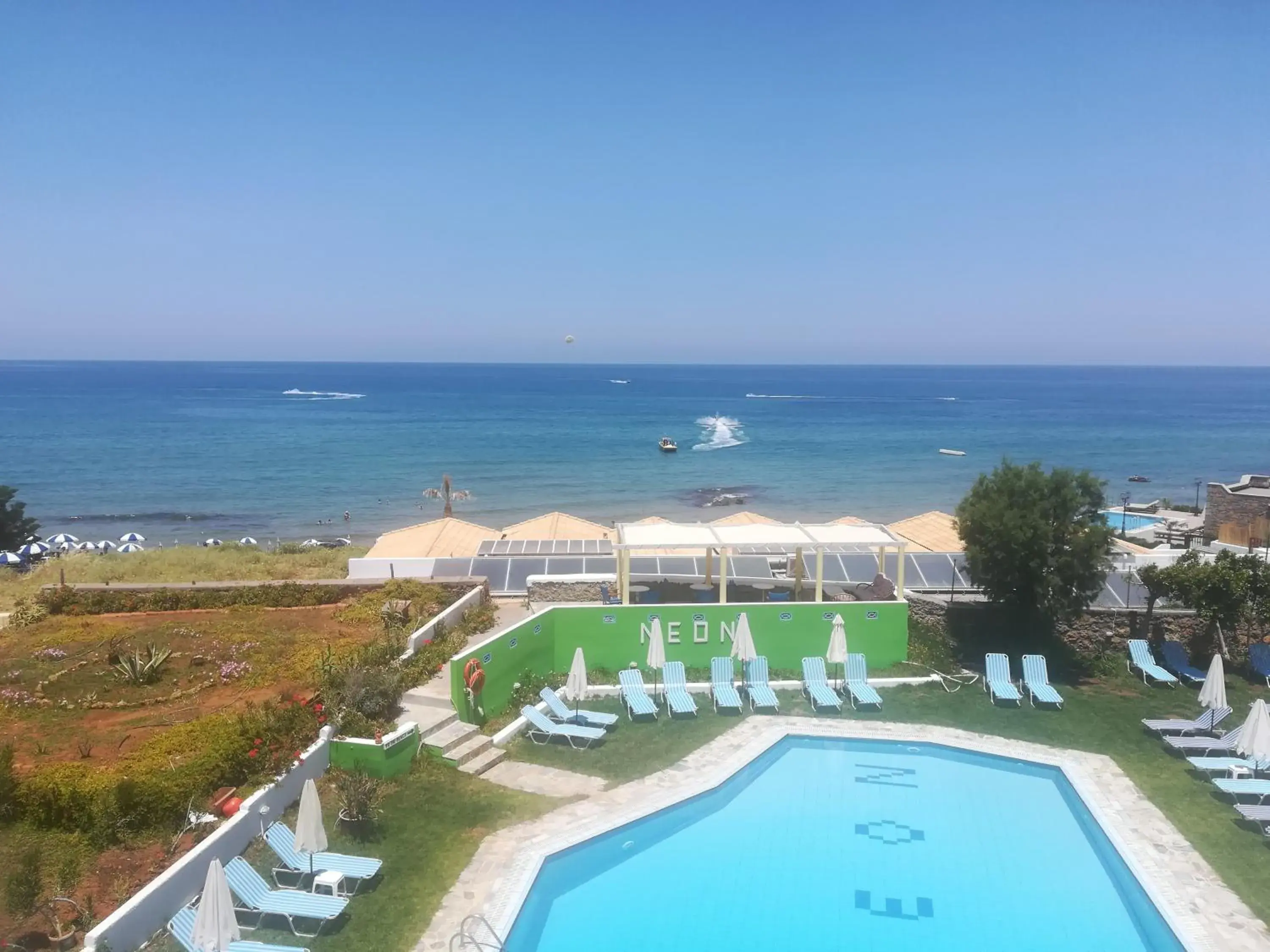 Pool view in Neon Hotel Pool view in Neon Hotel
