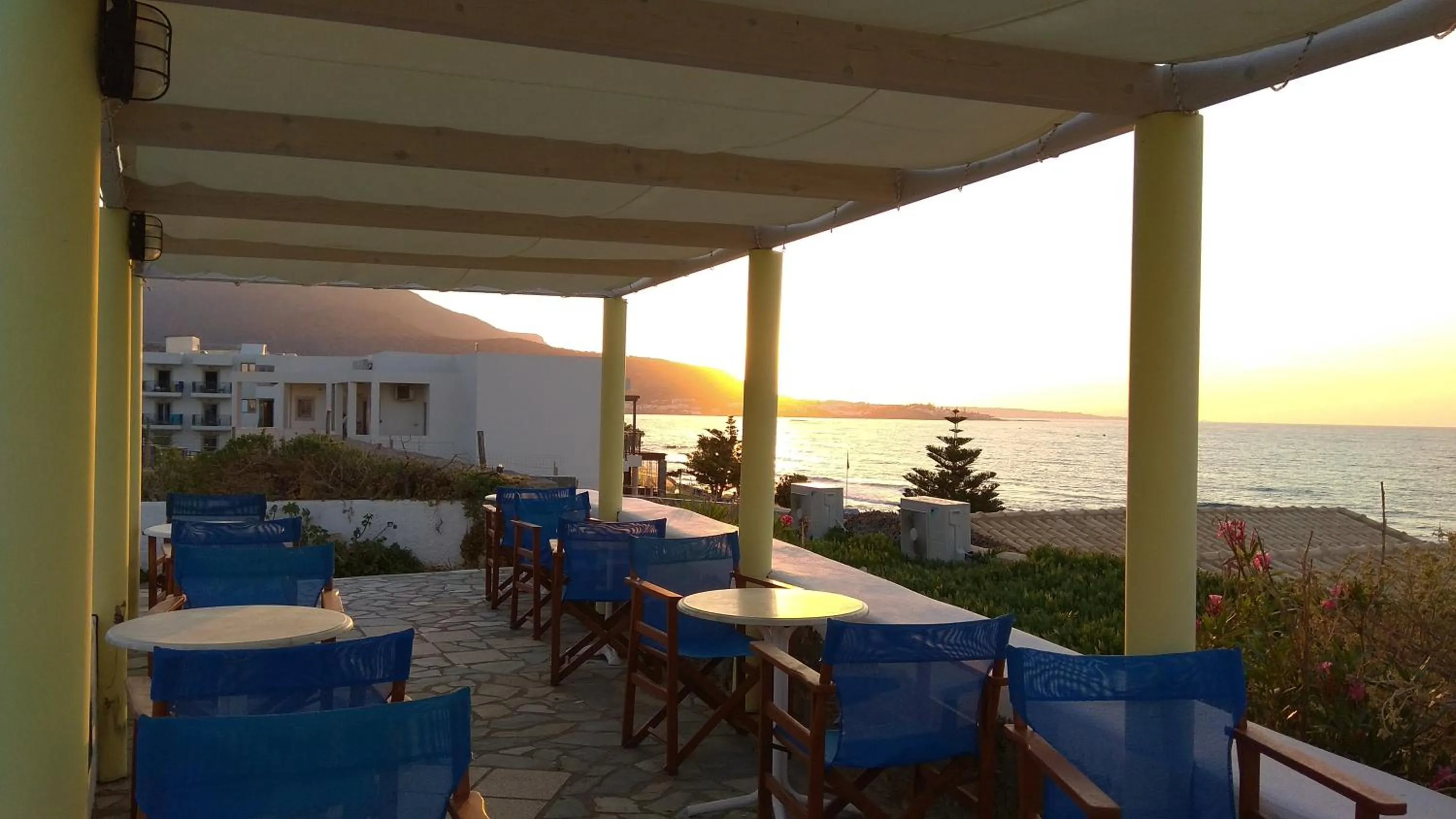 Natural landscape in Neon Hotel