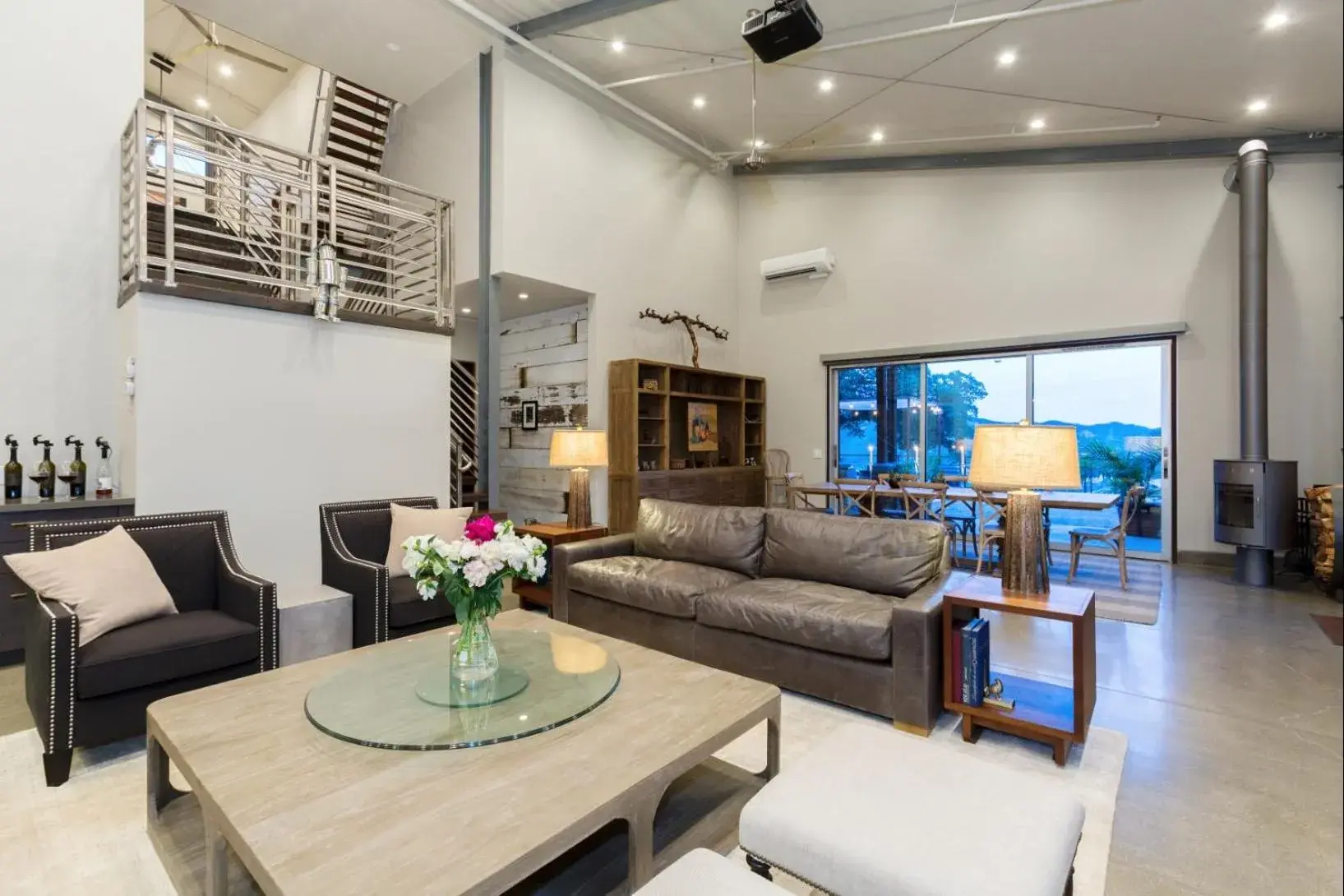 Bed and Barrel at Stonehouse Cellars Bed and Barrel at Stonehouse Cellars